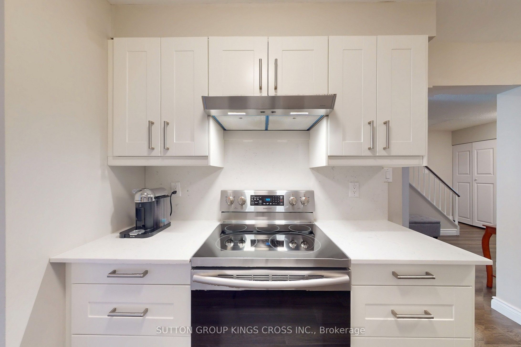 2575 Parmeer Drive 2 Property Photo 17
