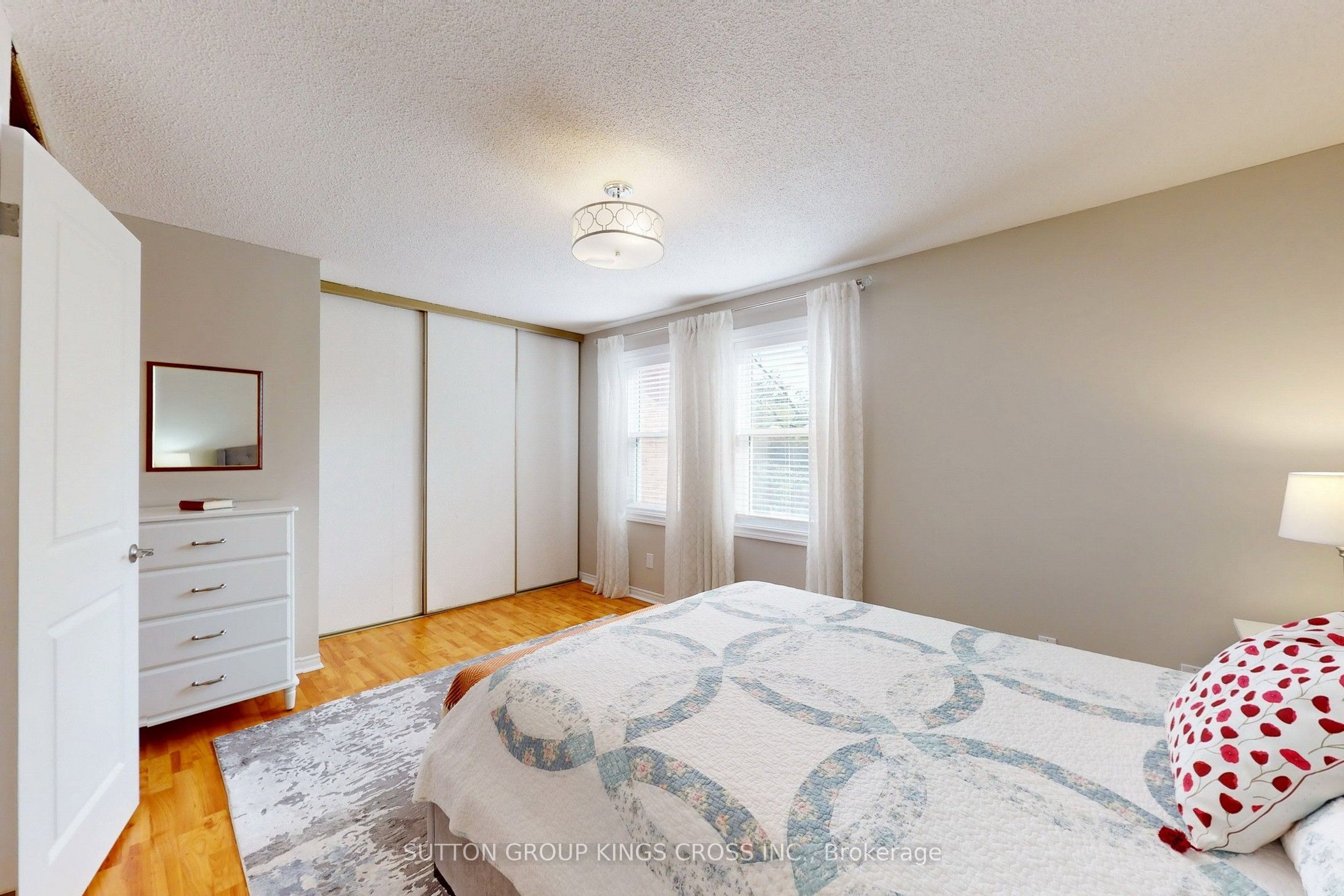 2575 Parmeer Drive 2 Property Photo 19