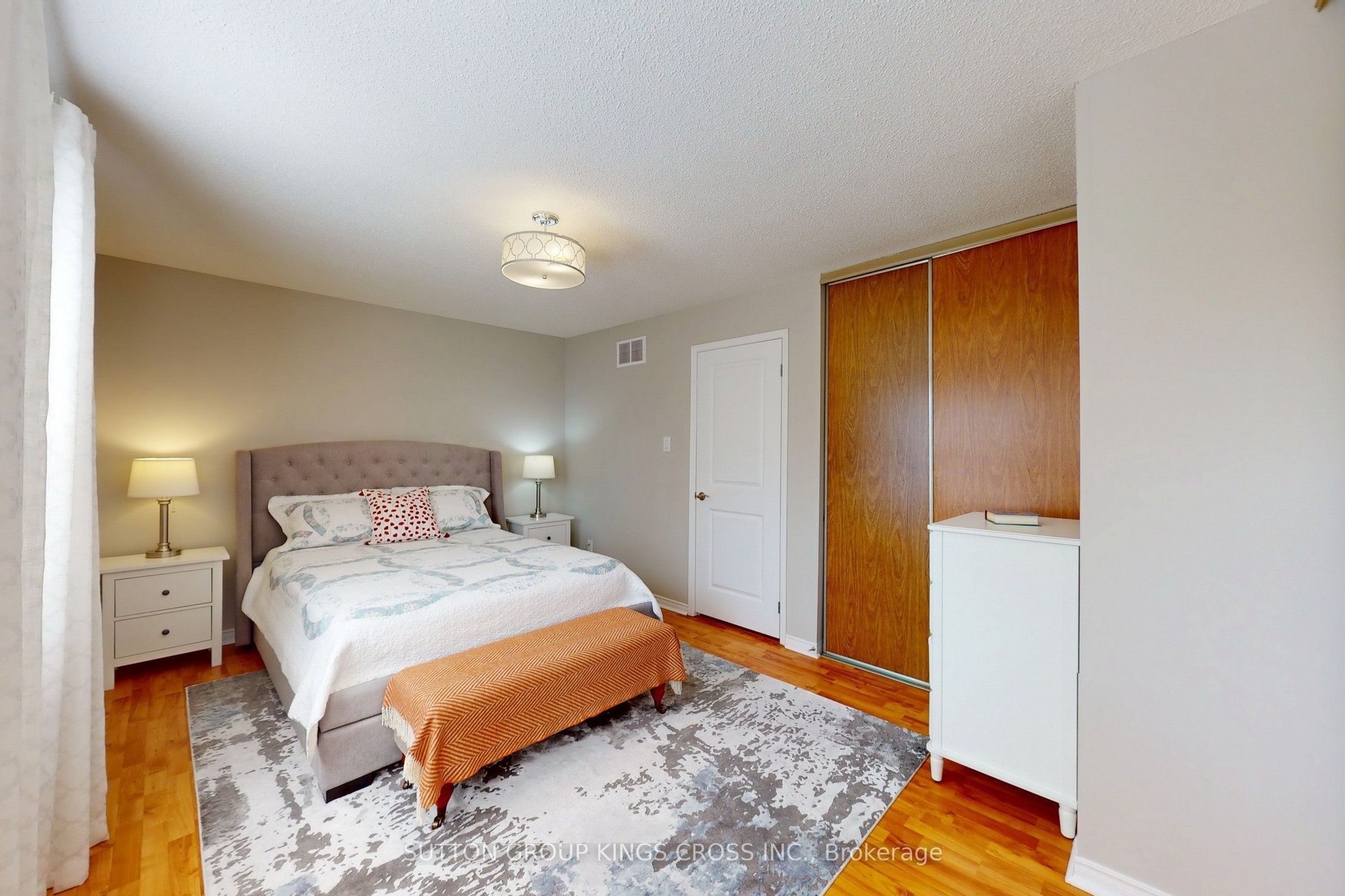 2575 Parmeer Drive 2 Property Photo 21