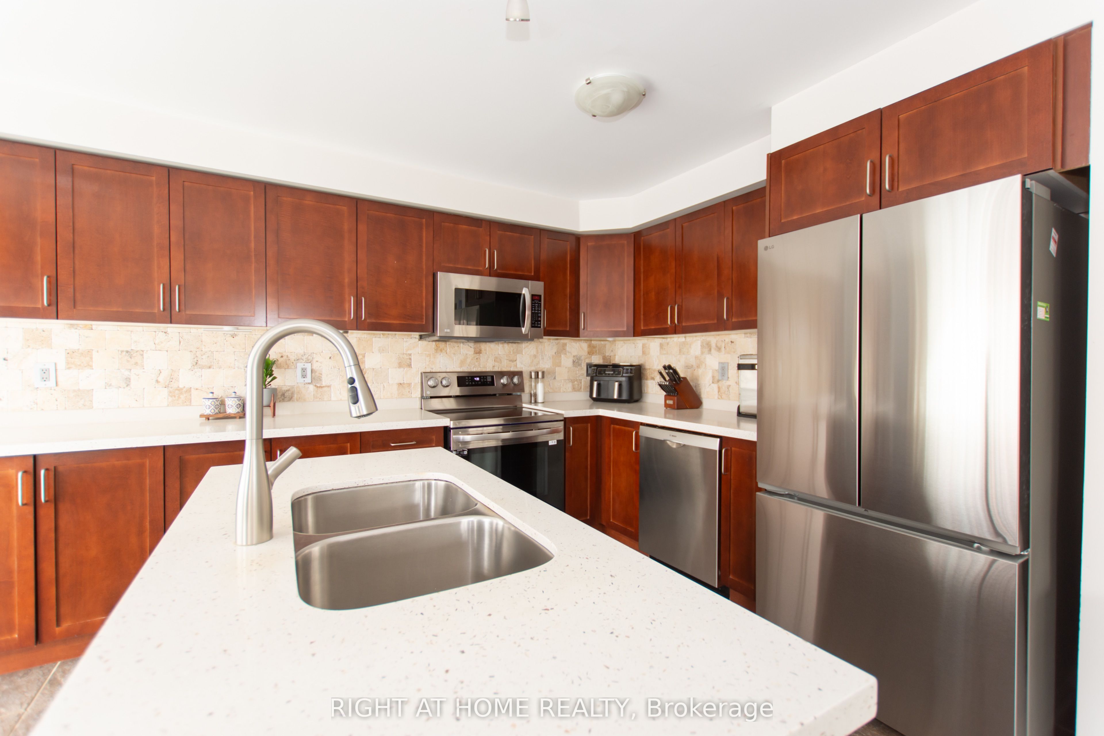 221 Prosser Circle Property Photo 16