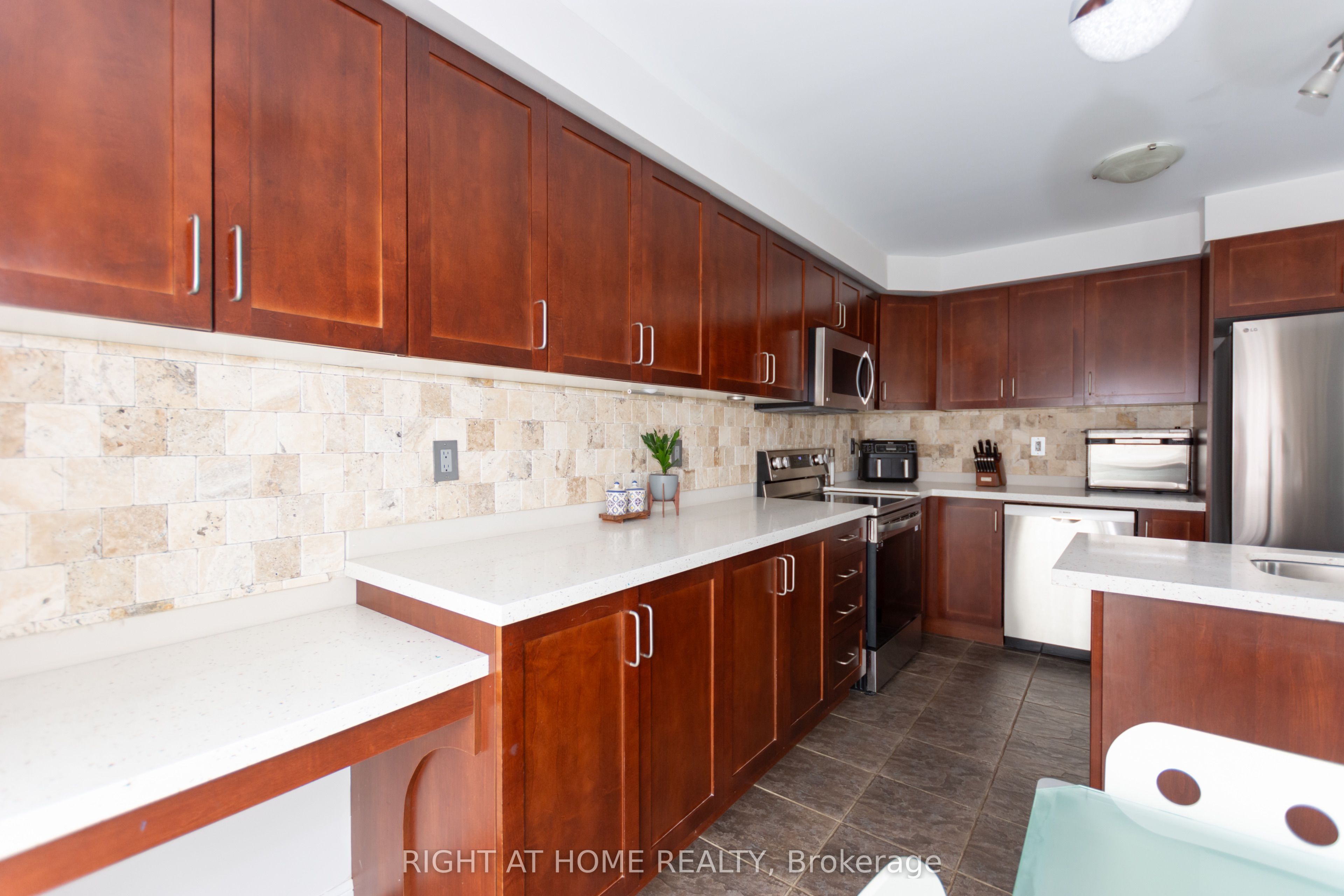 221 Prosser Circle Property Photo 18