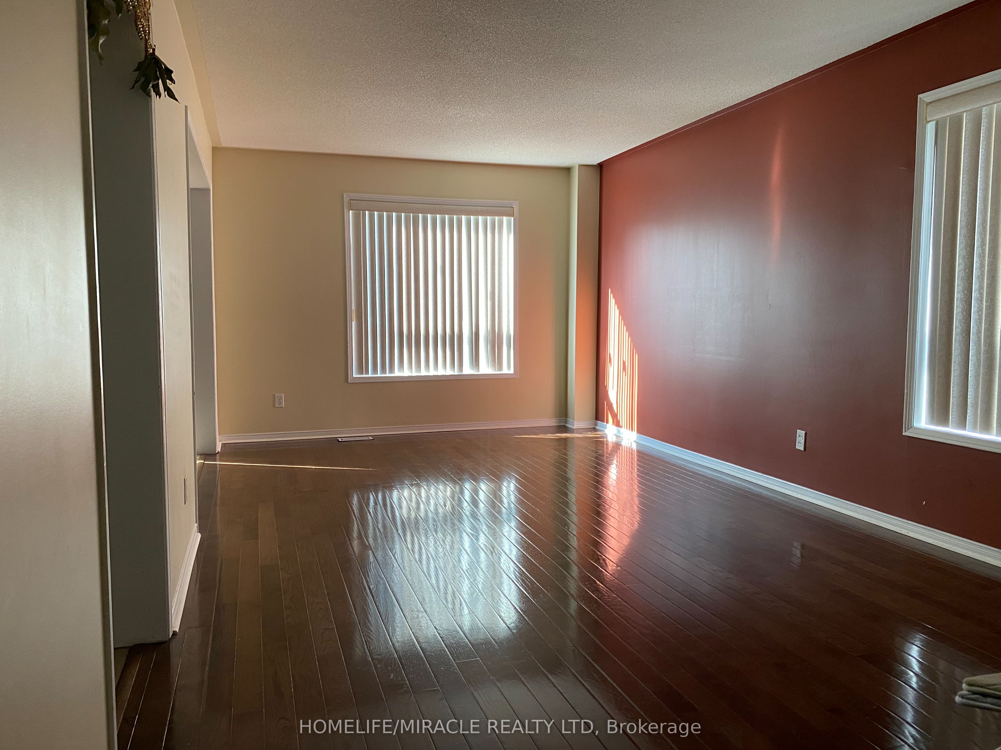 7419 Magistrate Terrace Property Photo 2