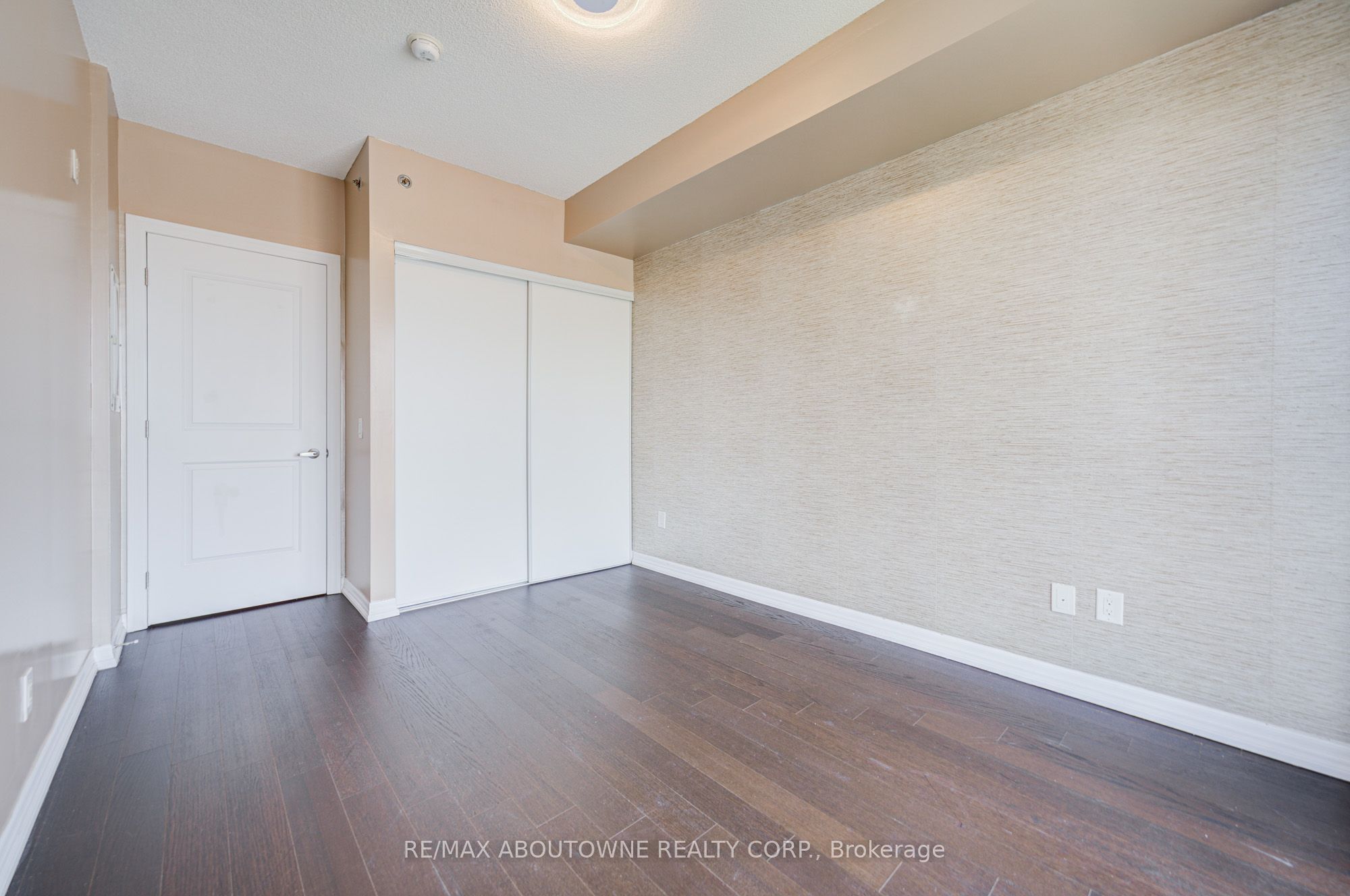 5001 Corporate Drive 611 Property Photo 16