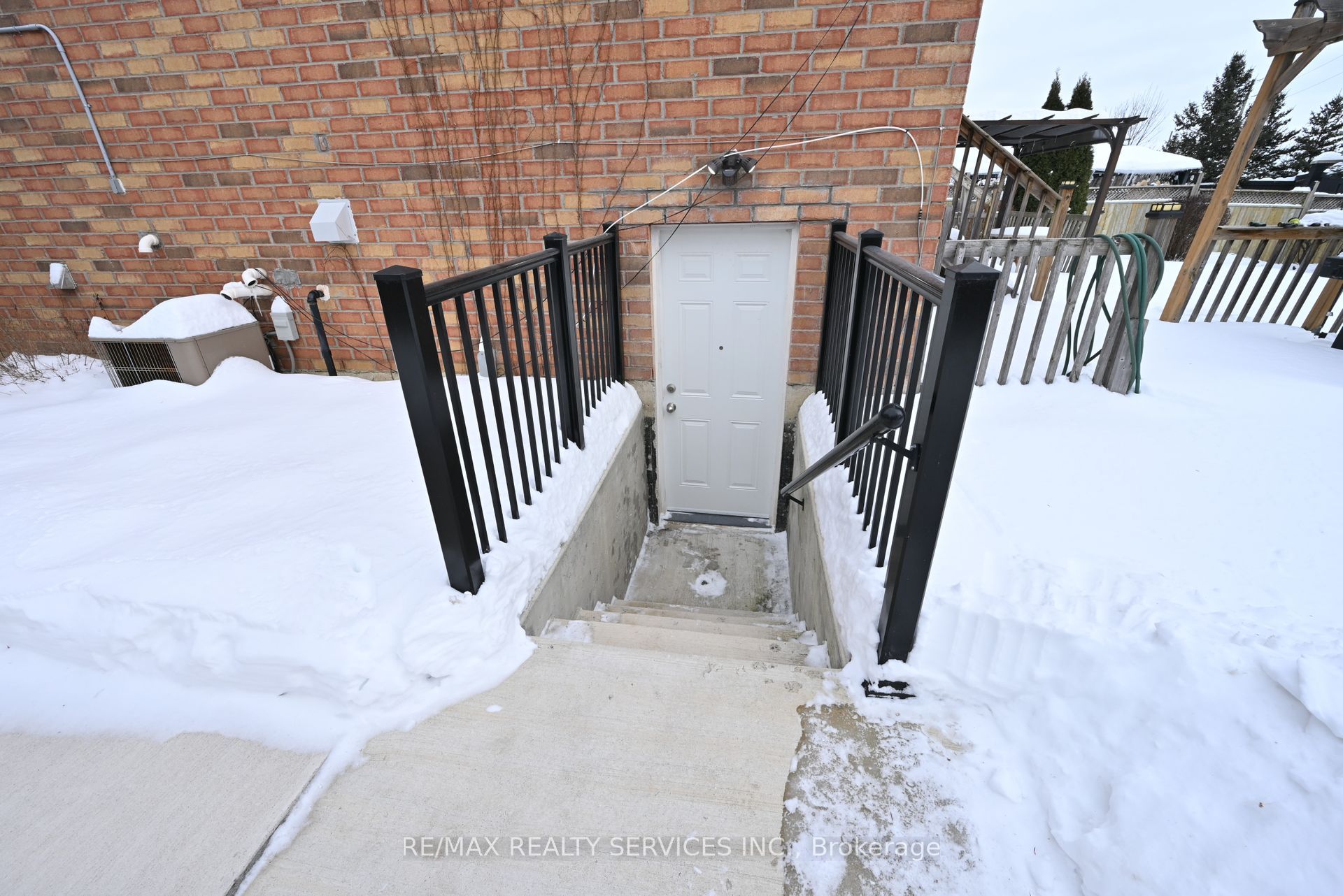 42 Brambirch Crescent Property Photo 4