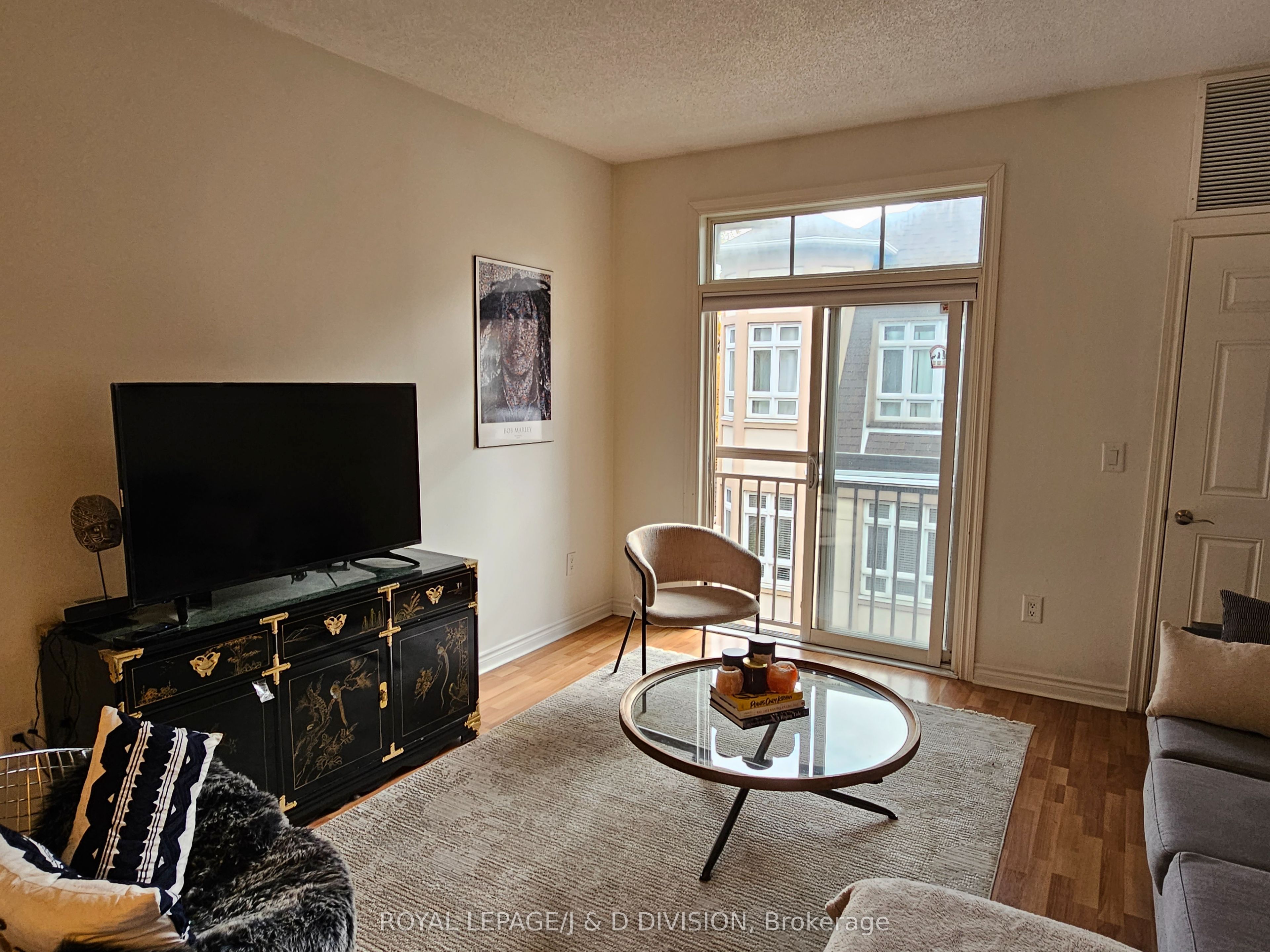 38 Gibson Avenue 9 Property Photo 3