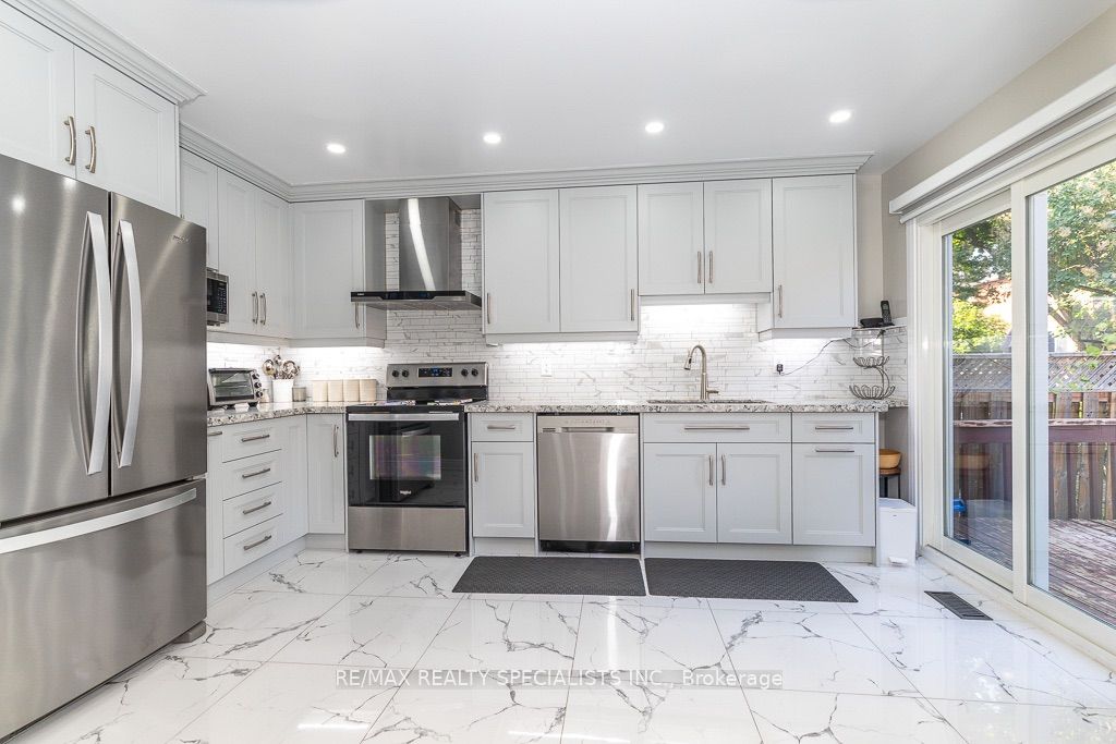 6369 Longspur Road Property Photo 3