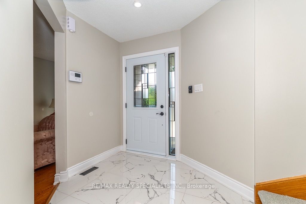 6369 Longspur Road Property Photo 8