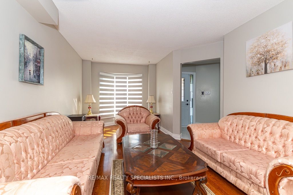 6369 Longspur Road Property Photo 11