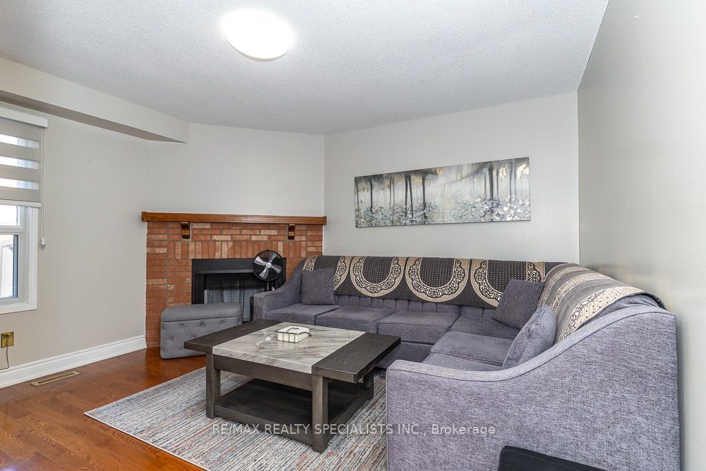 6369 Longspur Road Property Photo 17