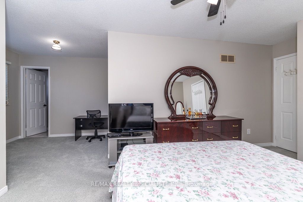 6369 Longspur Road Property Photo 27