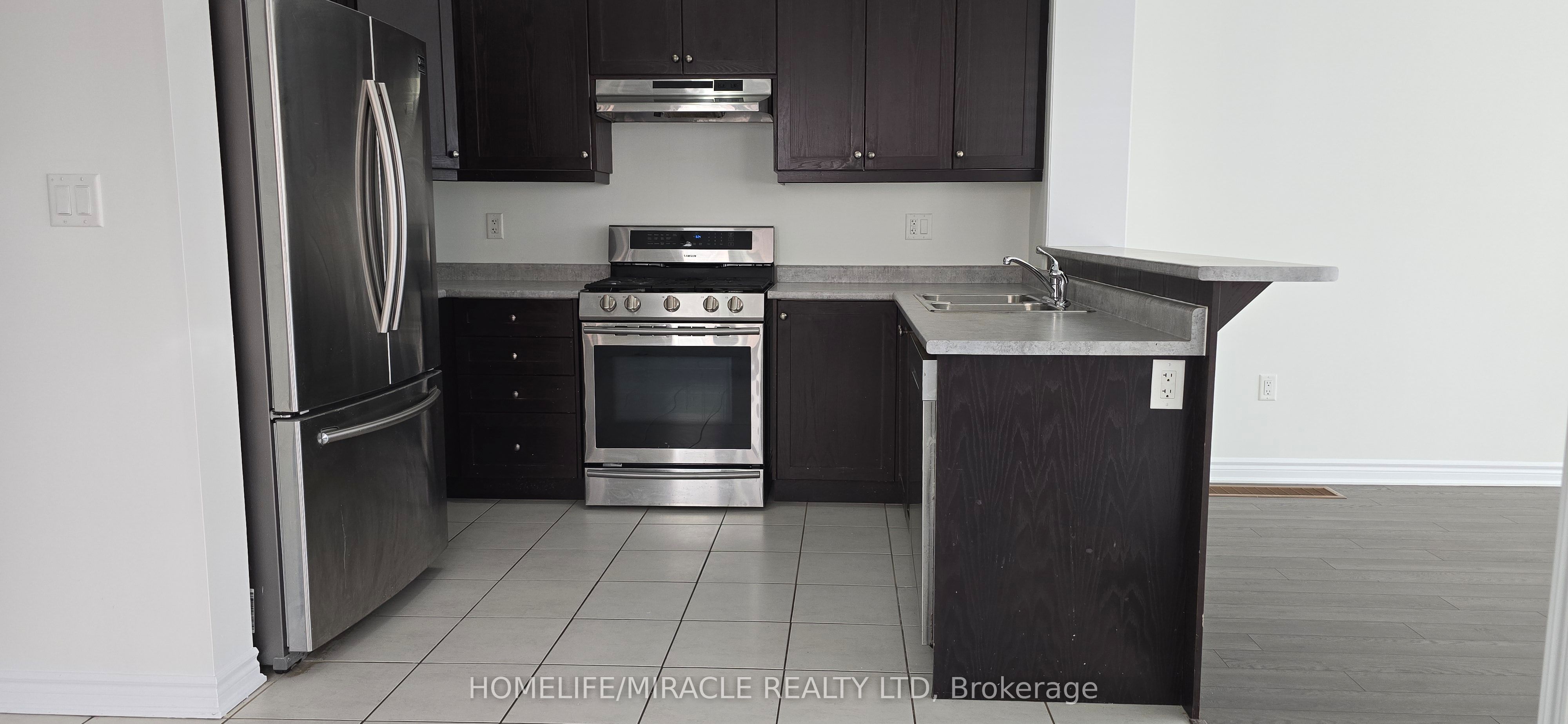 25 Phyllis Drive Property Photo 9