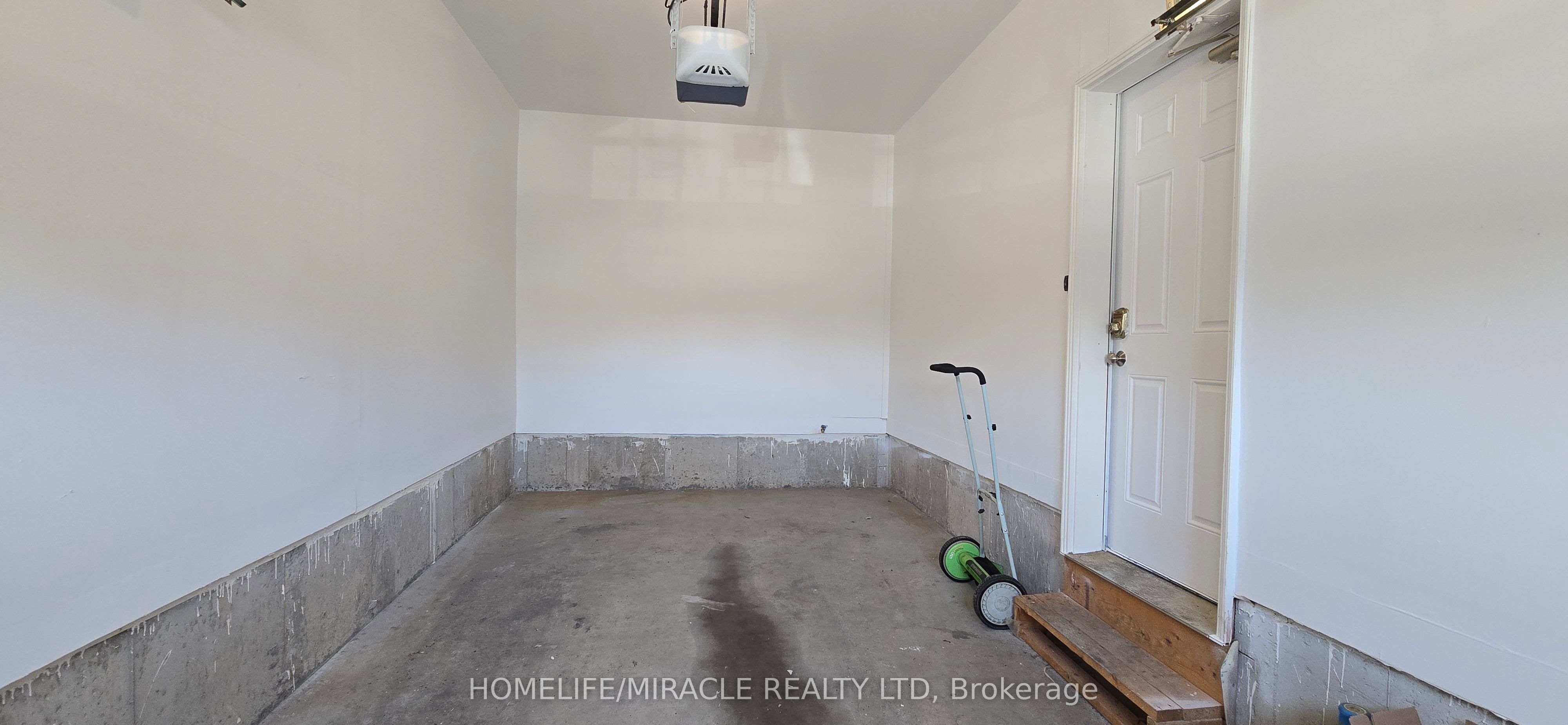 25 Phyllis Drive Property Photo 26