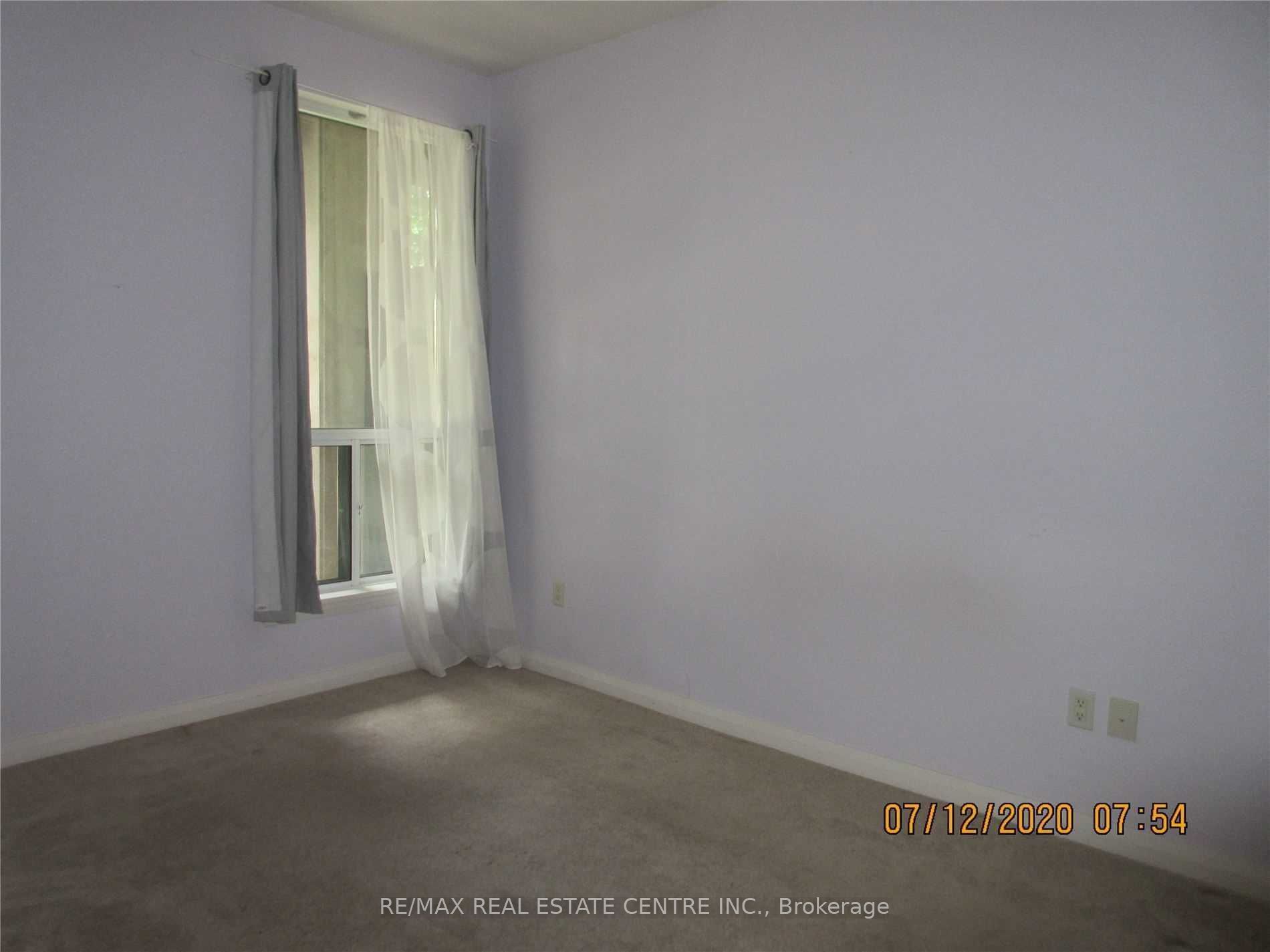 220 Forum Drive Th#111 Property Photo 18
