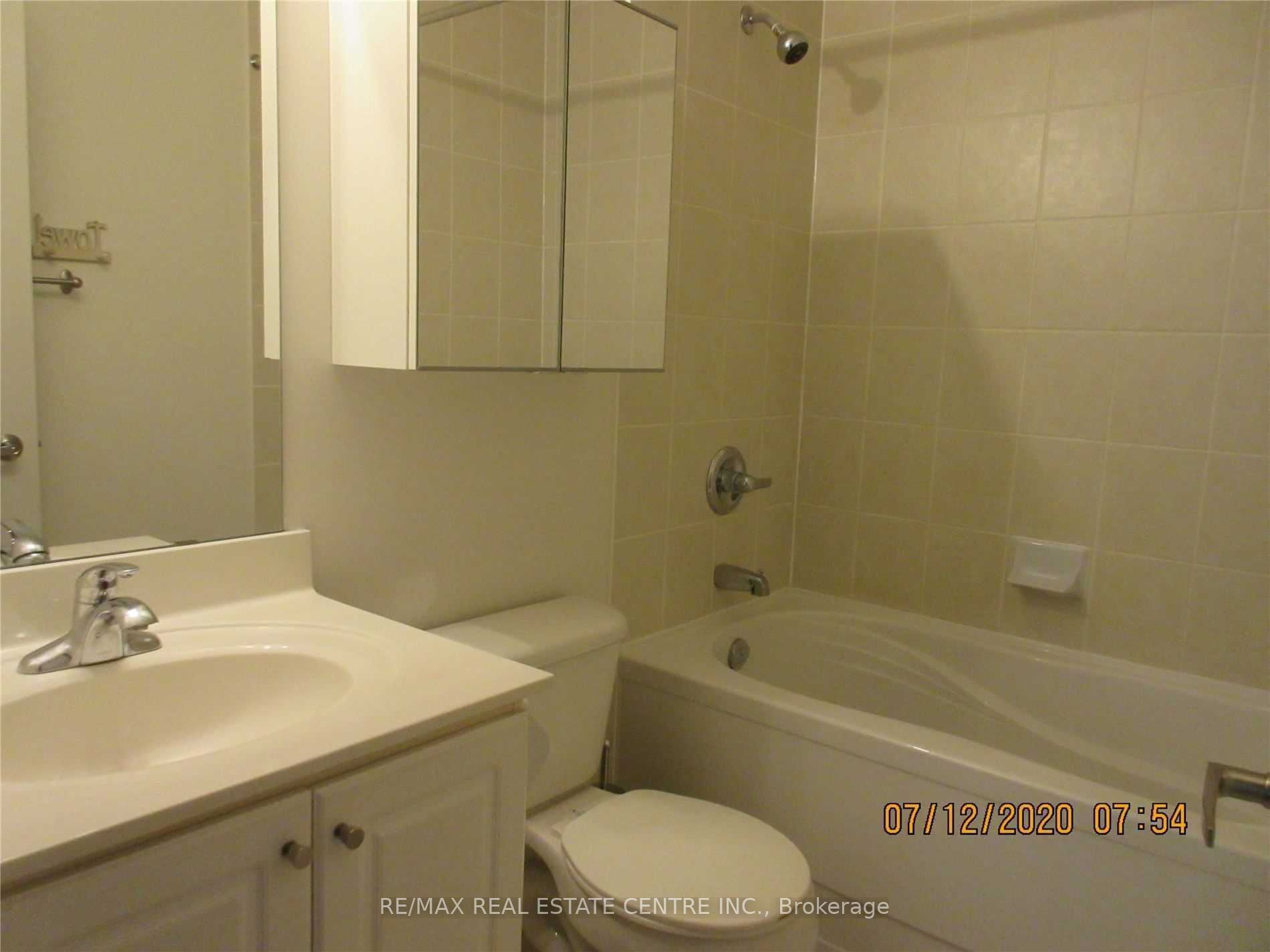 220 Forum Drive Th#111 Property Photo 19