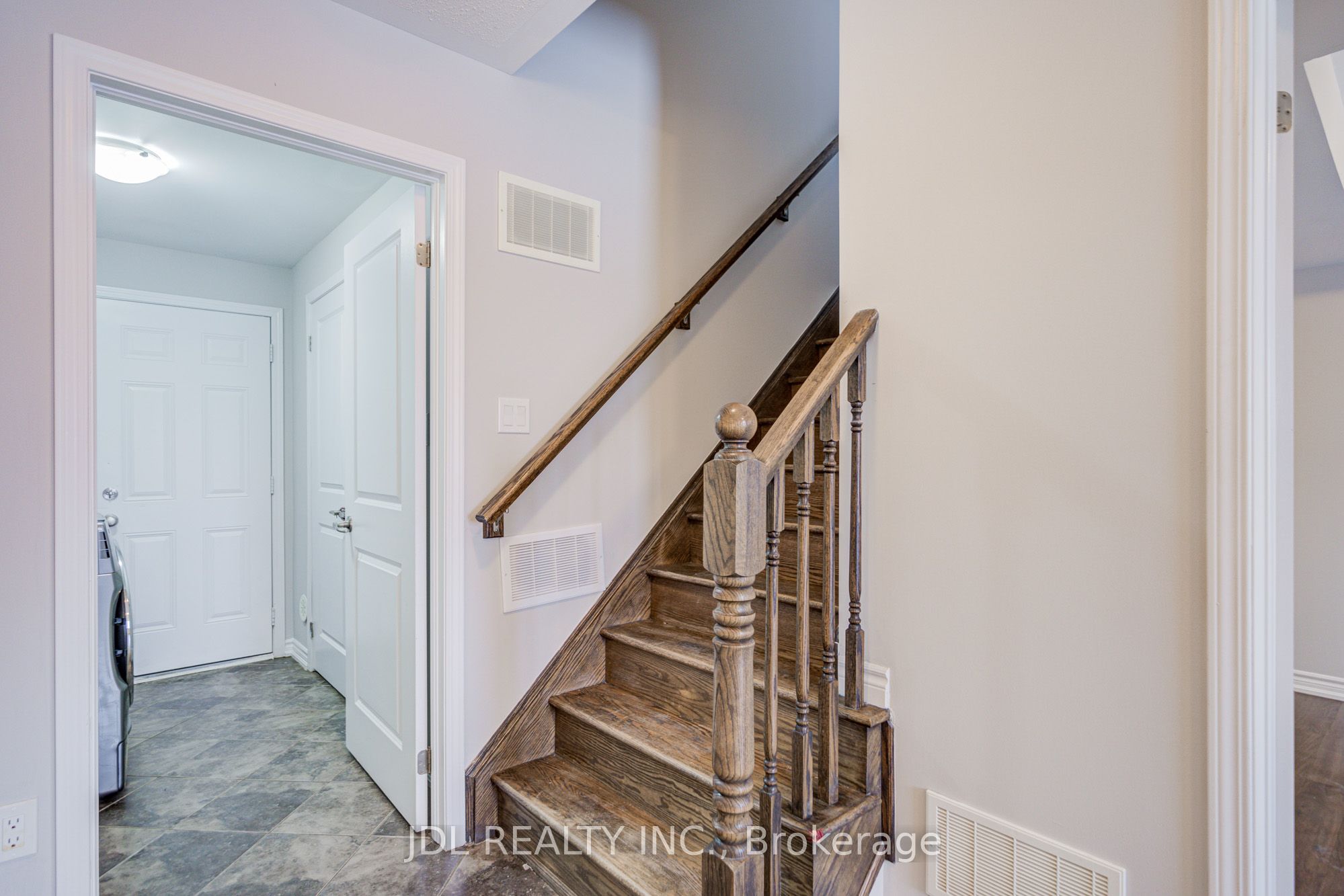 3002 Preserve Drive Property Photo 5