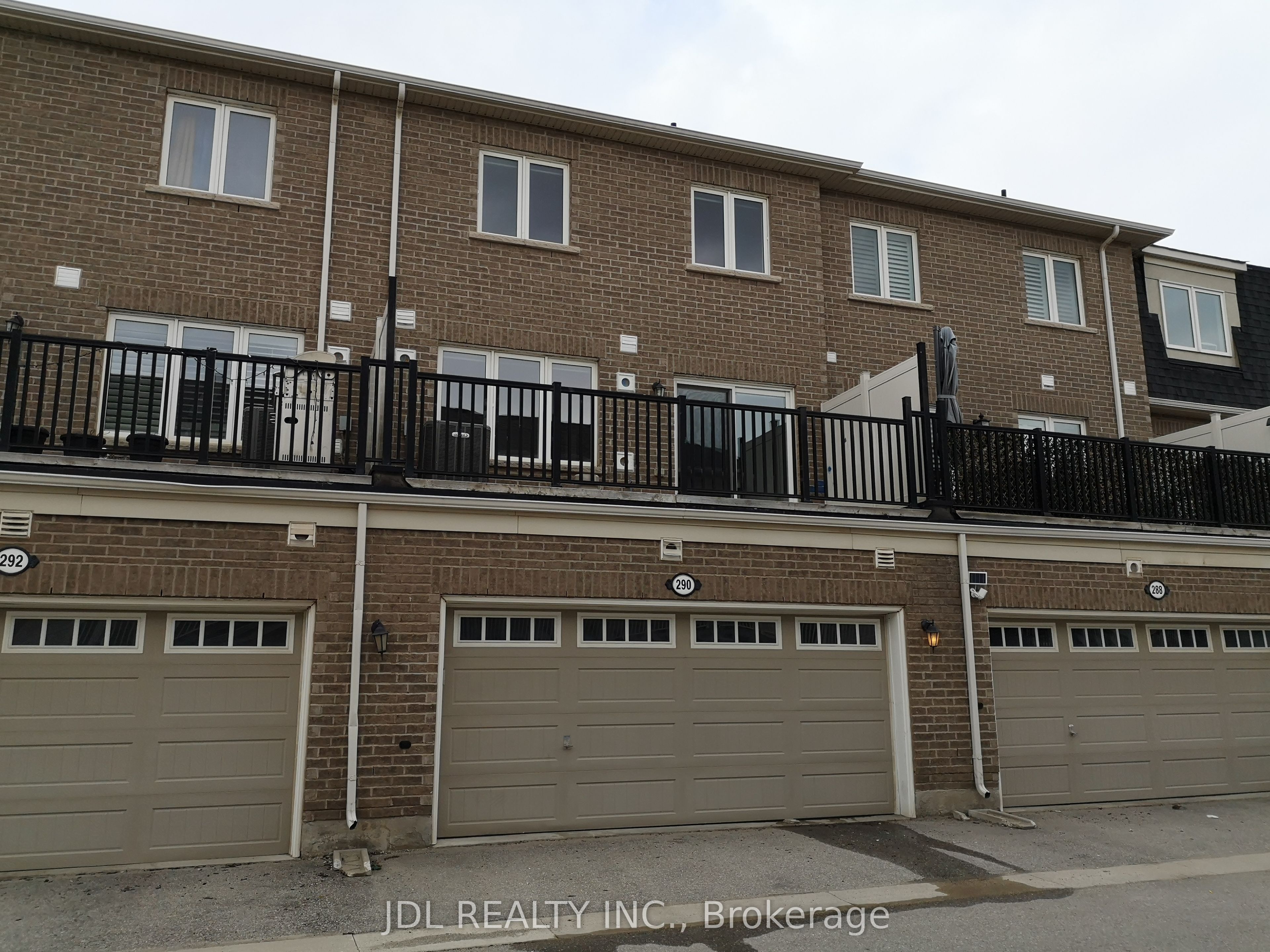 290 Ellen Davidson Drive Property Photo 2