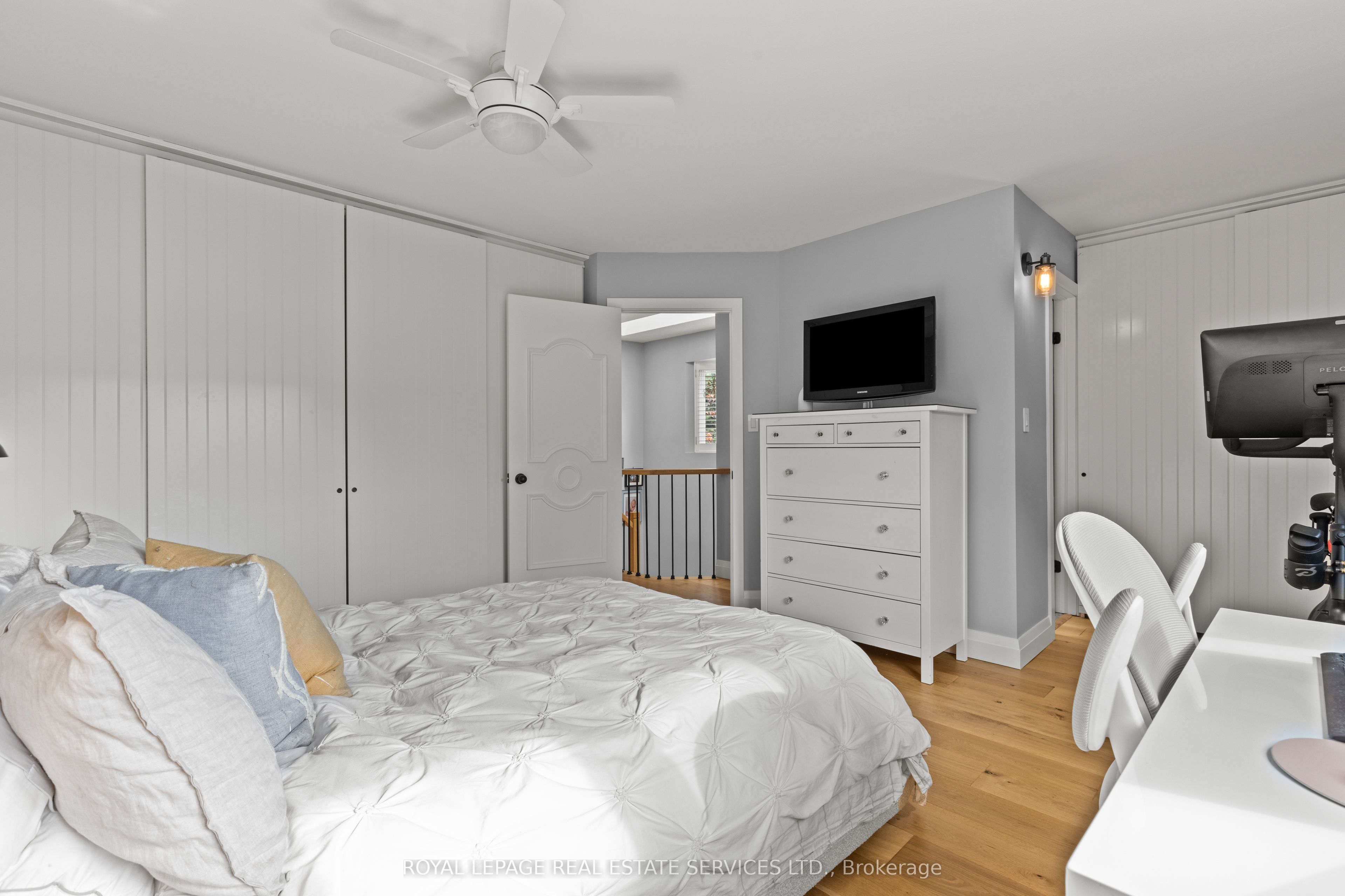 2303 Marine Drive 5 Property Photo 28