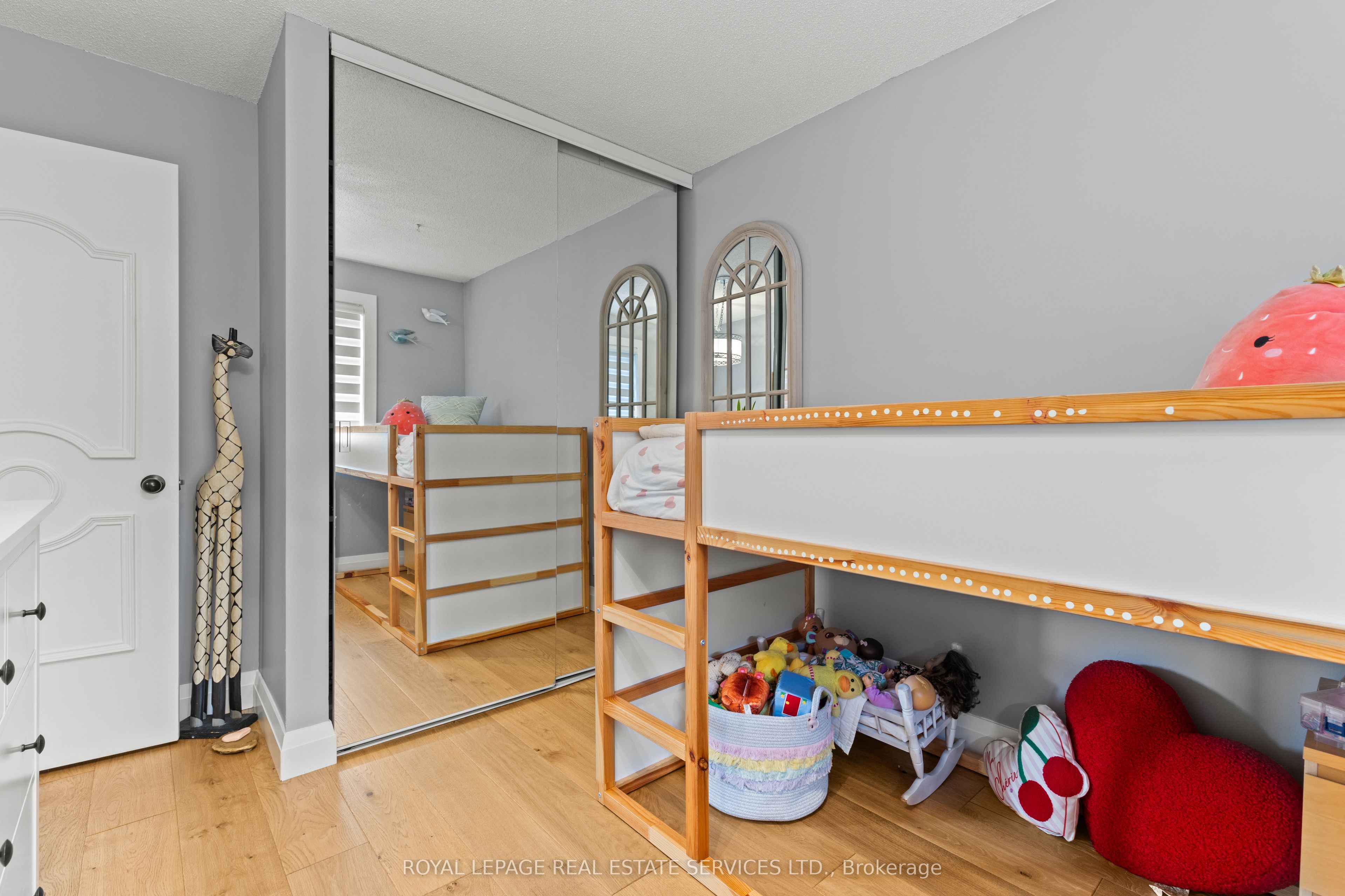2303 Marine Drive 5 Property Photo 31