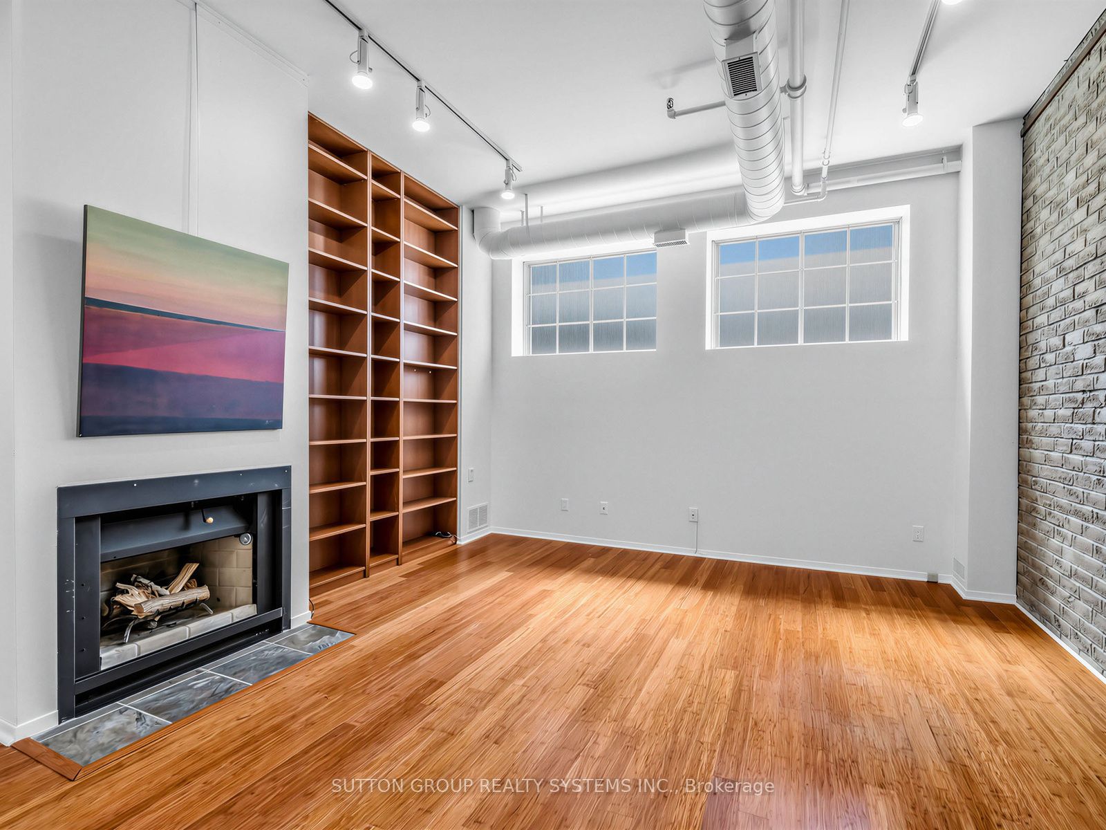 6 Bartlett Avenue W 5 Property Photo 4