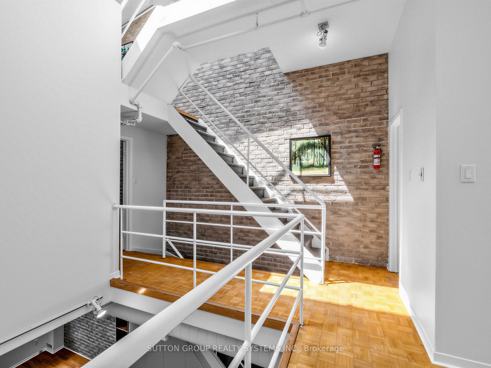 6 Bartlett Avenue W 5 Property Photo 19