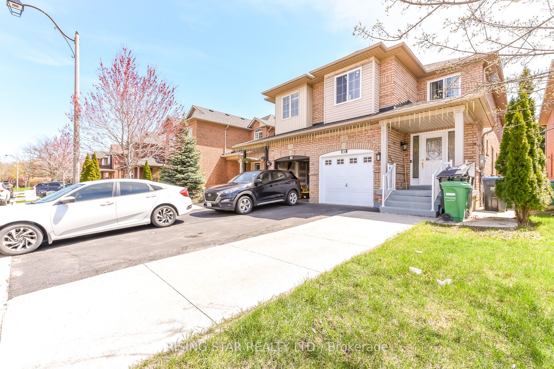 16 Elmpark Court Property Photo 3