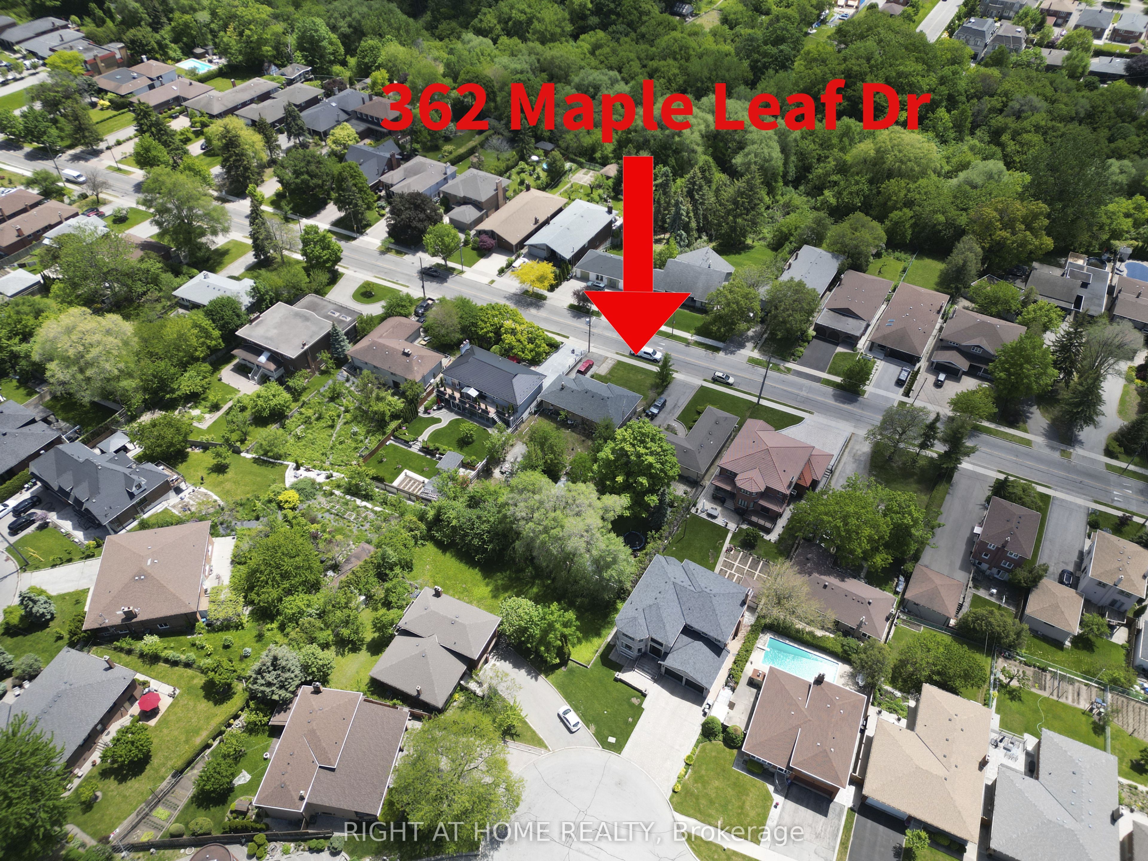 362 Maple Leaf Drive Property Photo 3