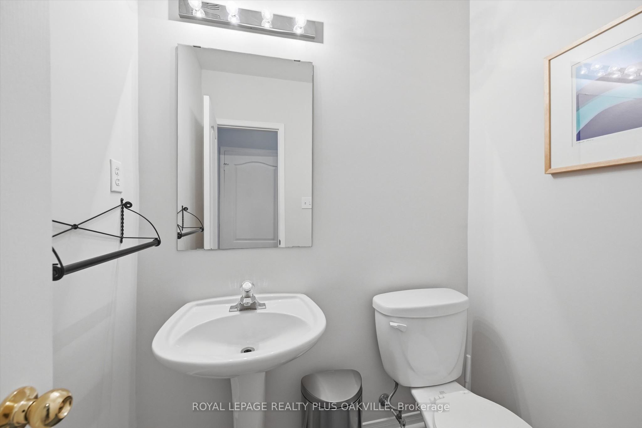 2150 Fourth Line Property Photo 21