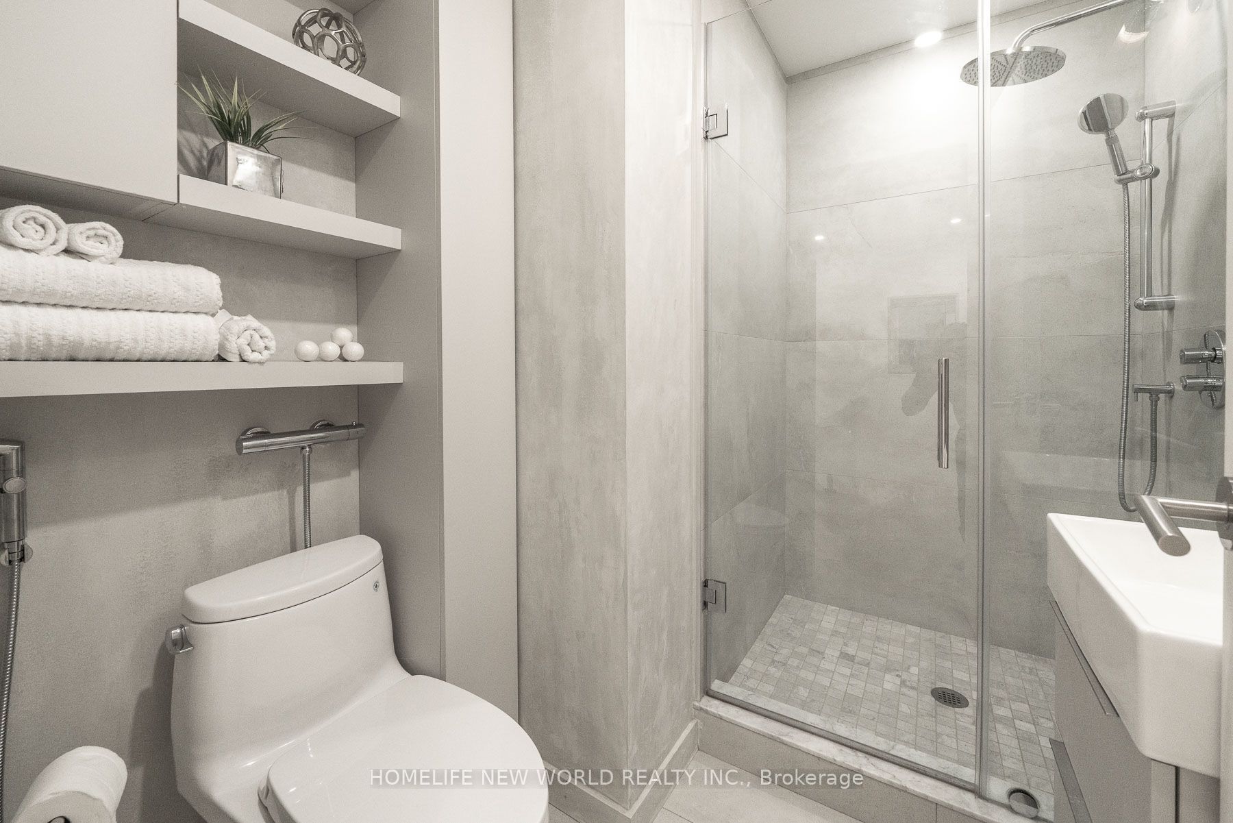 30 Carling Avenue Property Photo 28