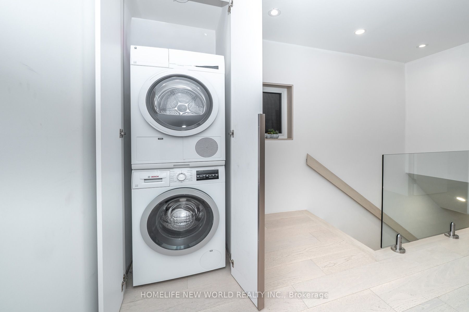 30 Carling Avenue Property Photo 29