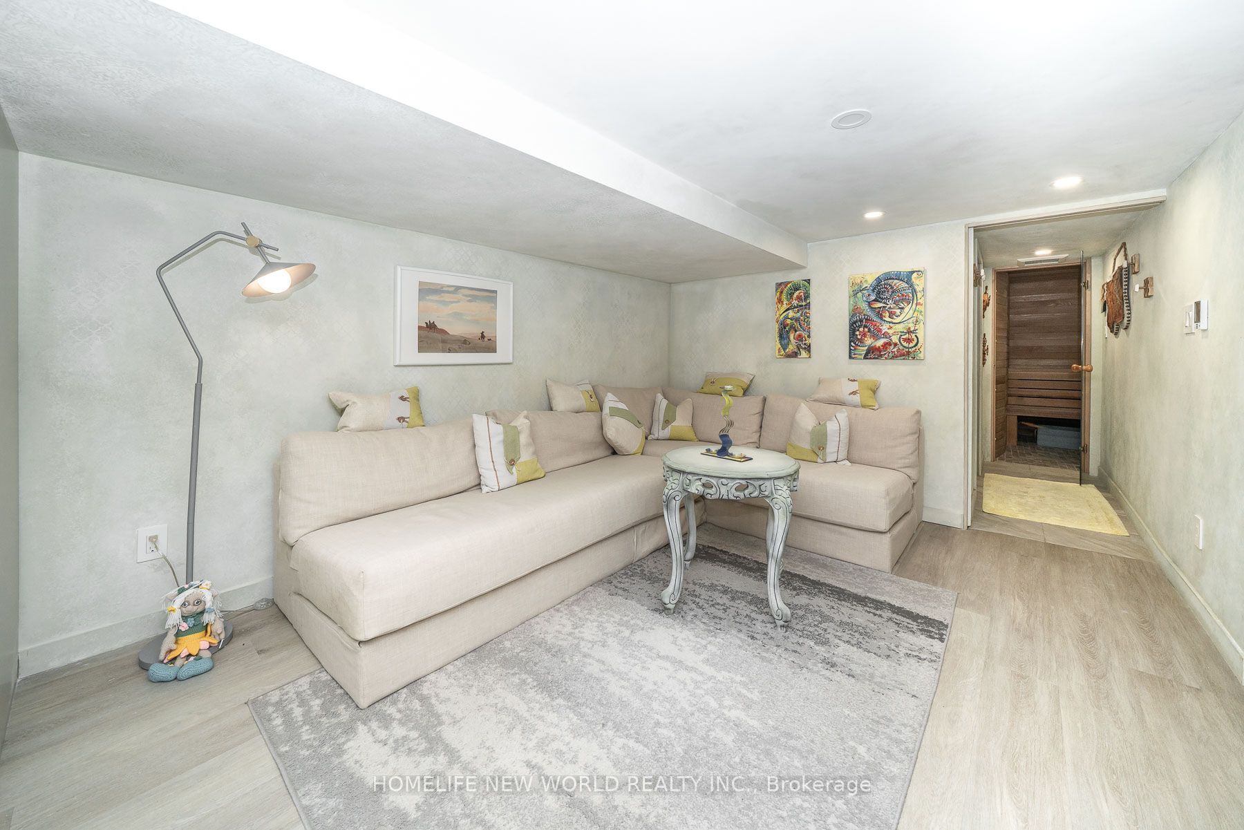 30 Carling Avenue Property Photo 32