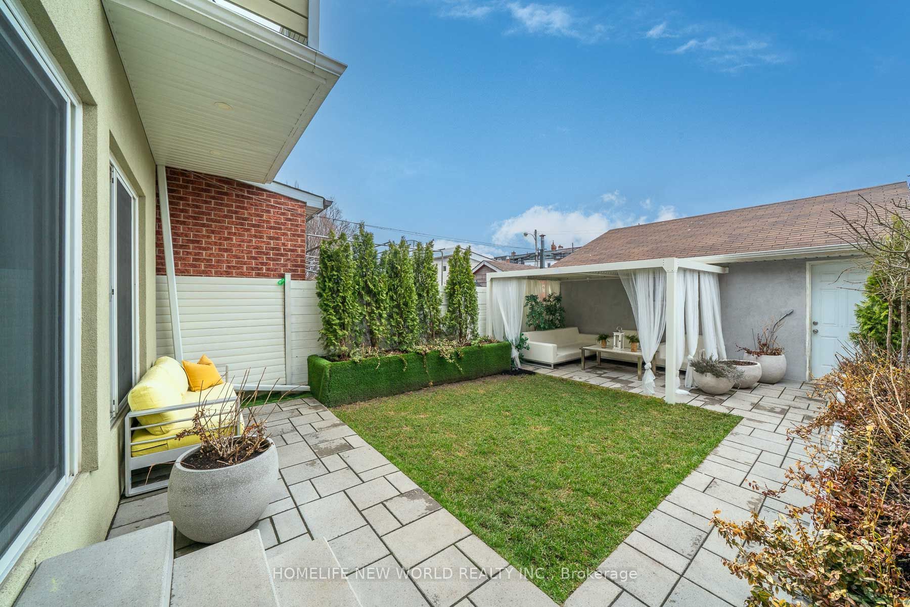 30 Carling Avenue Property Photo 39