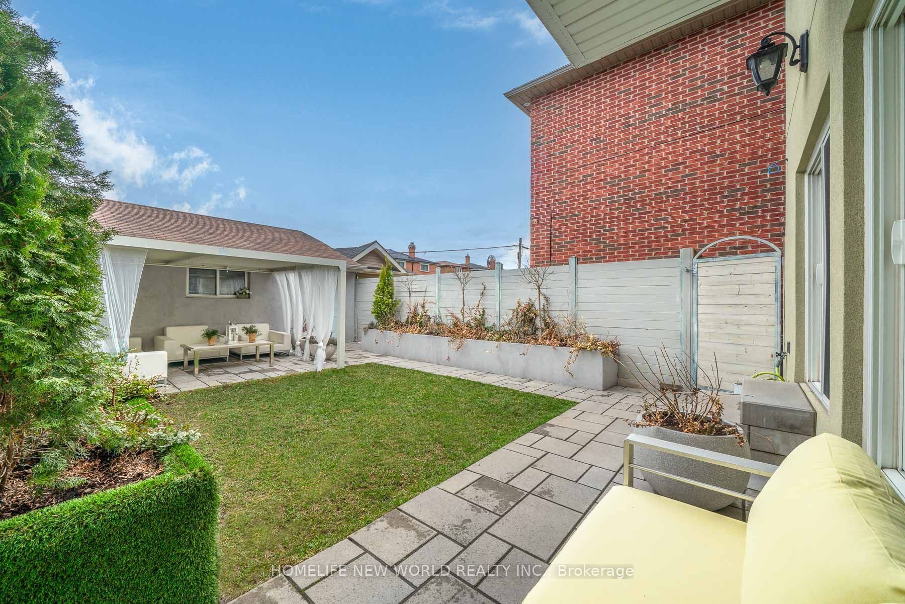 30 Carling Avenue Property Photo 40