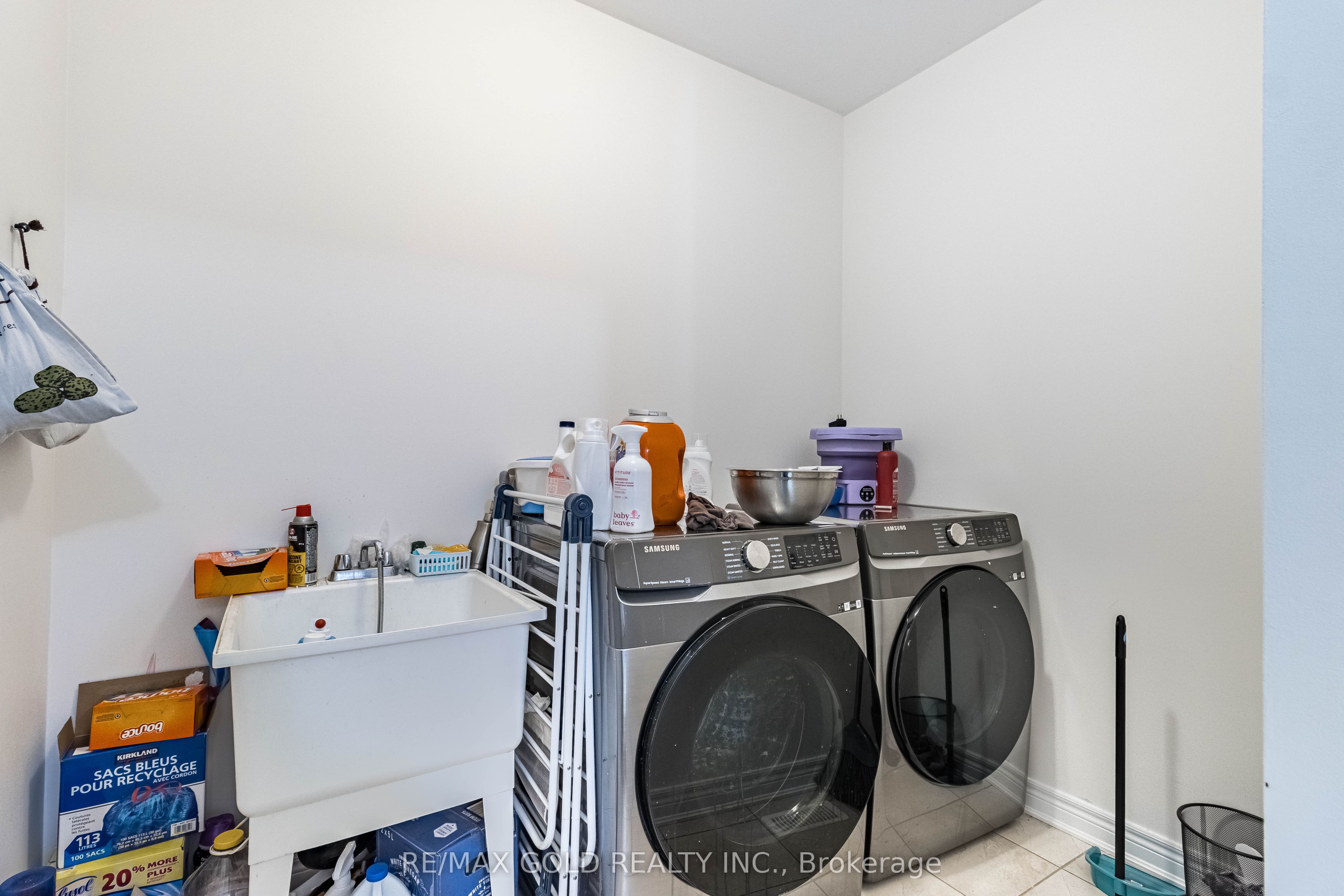 110 Banbridge Crescent Property Photo 13