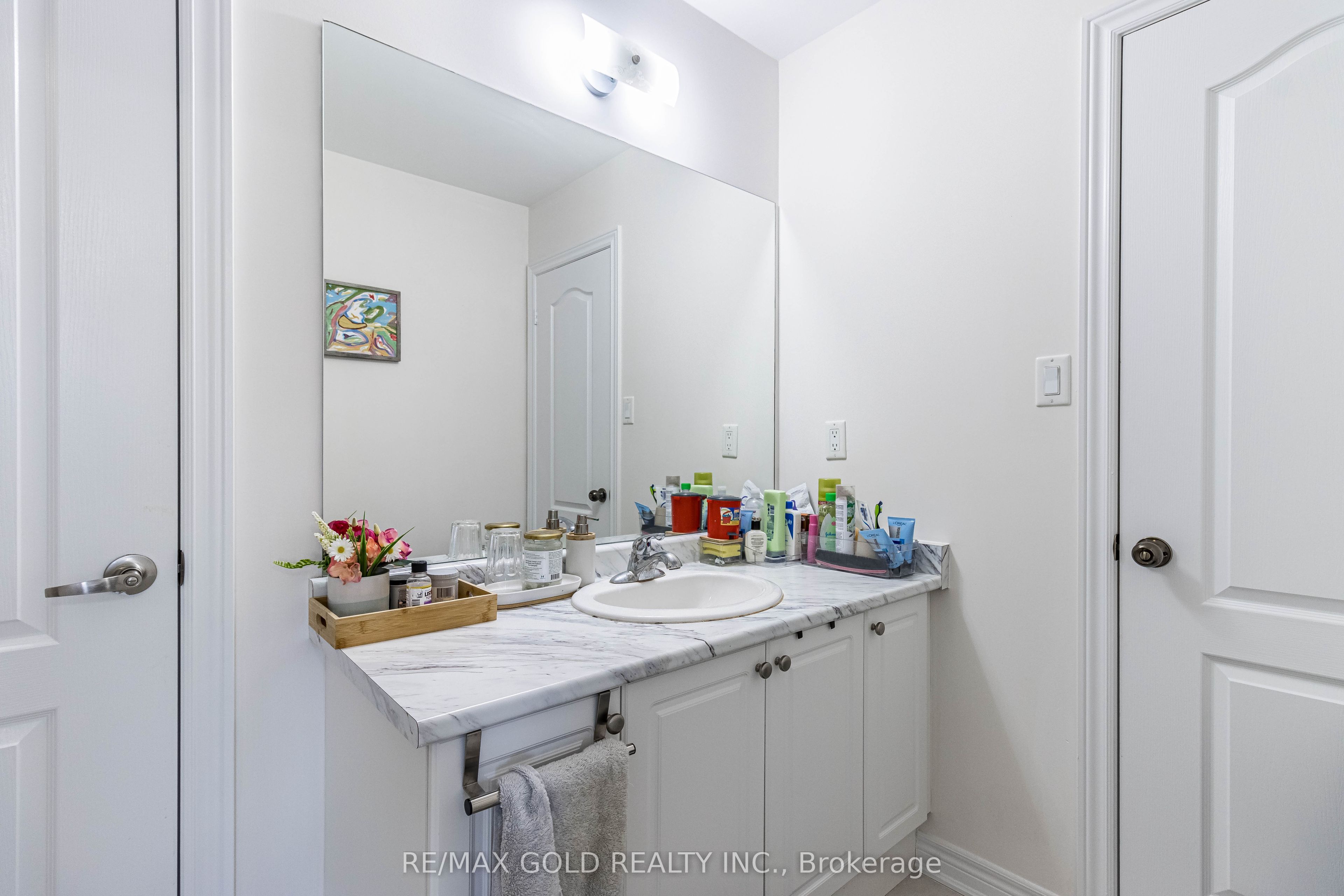 110 Banbridge Crescent Property Photo 20