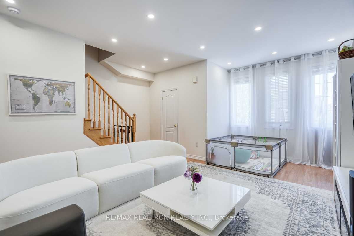 15 Sprucewood Road Property Photo 12