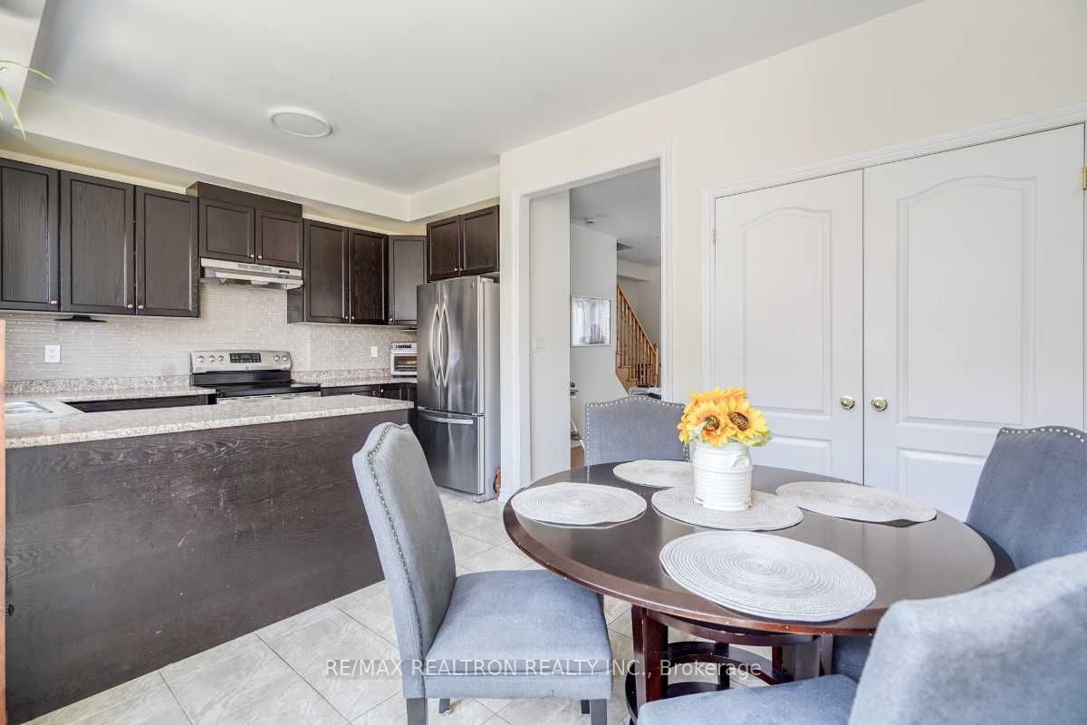 15 Sprucewood Road Property Photo 16