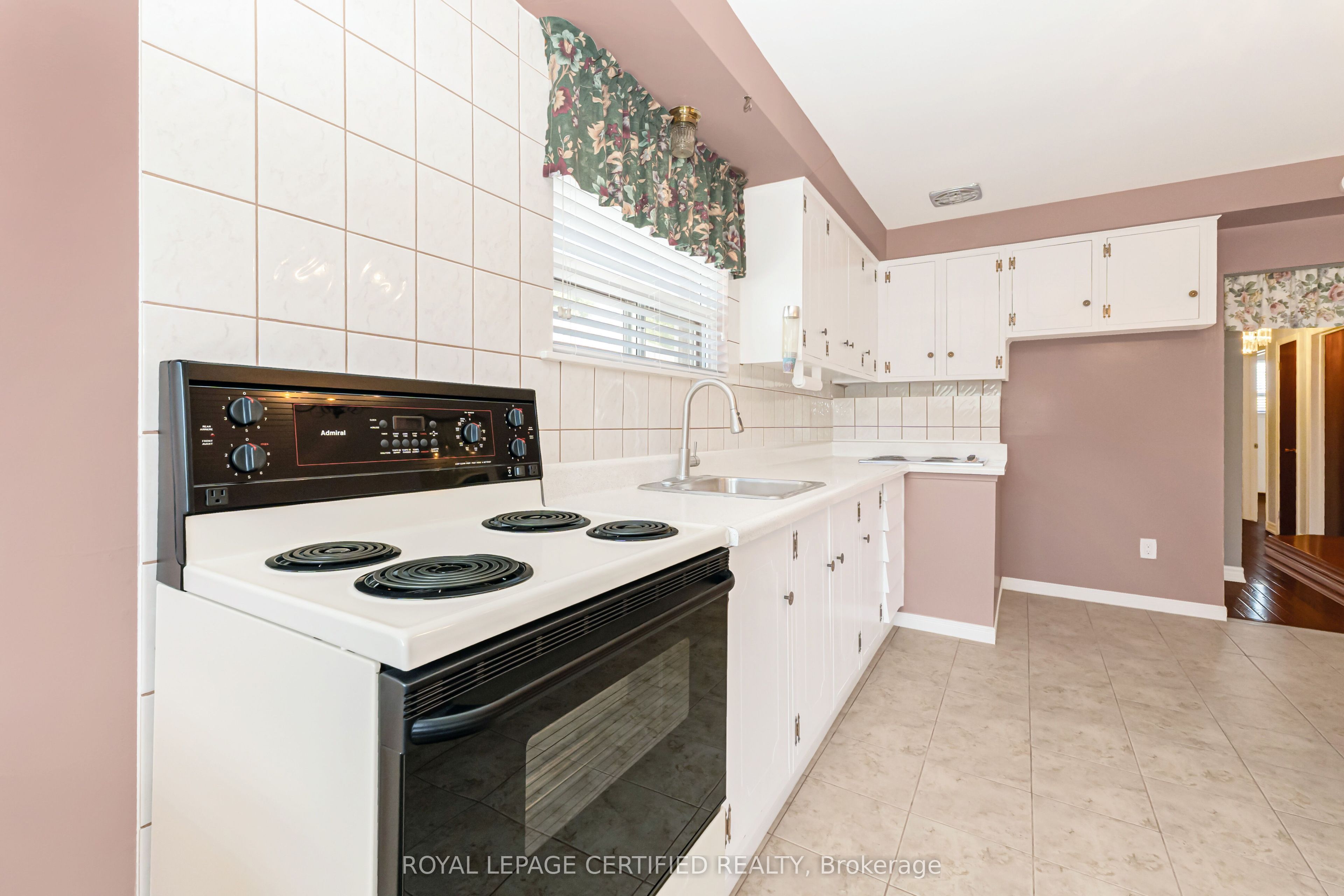 27 Milner Road Property Photo 12