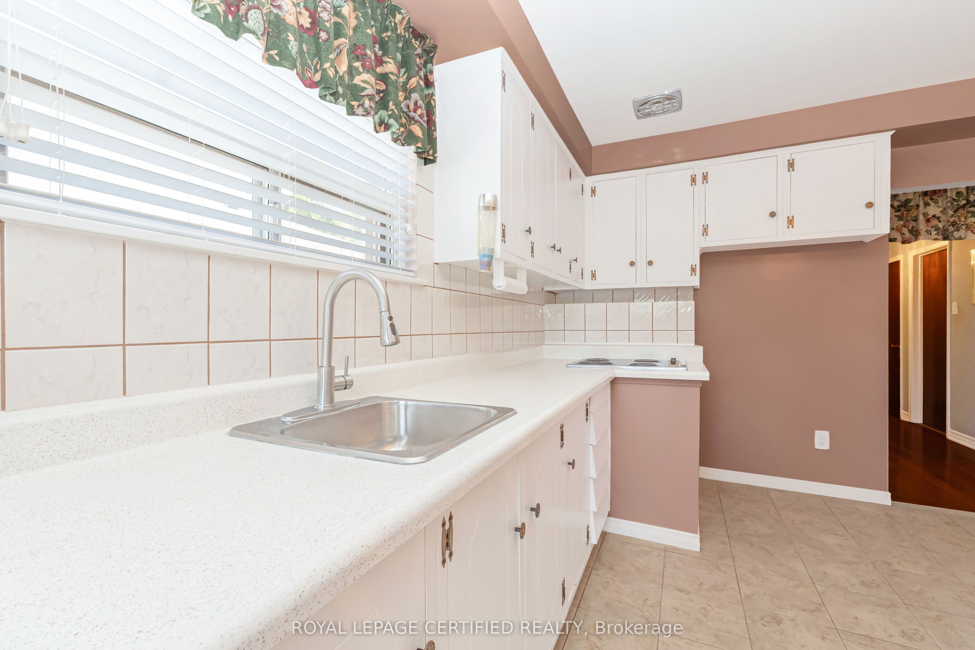 27 Milner Road Property Photo 14