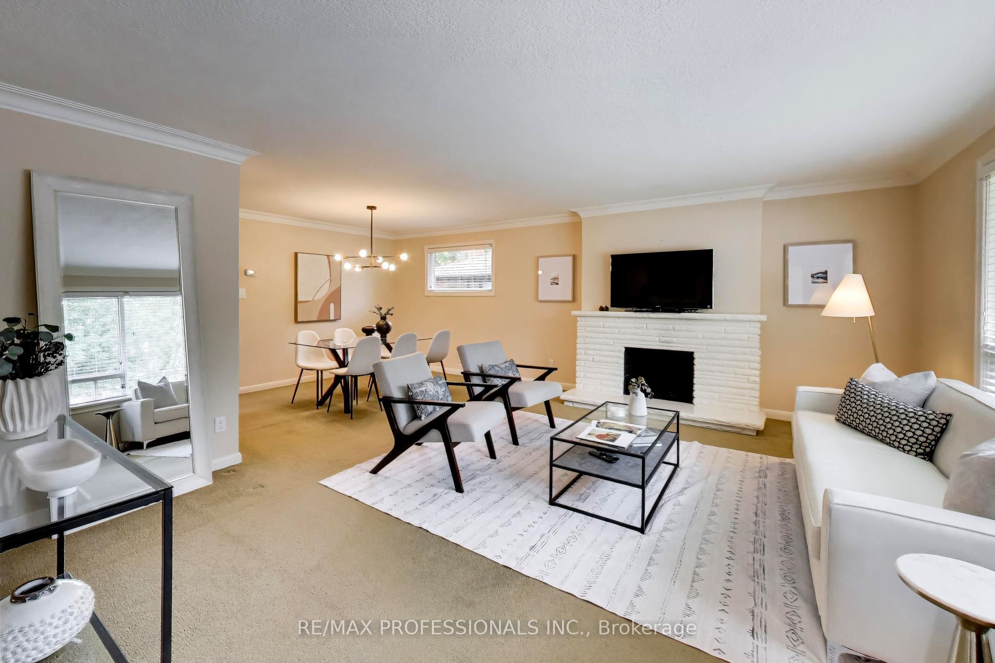 24 Beaverbrook Avenue Property Photo 5