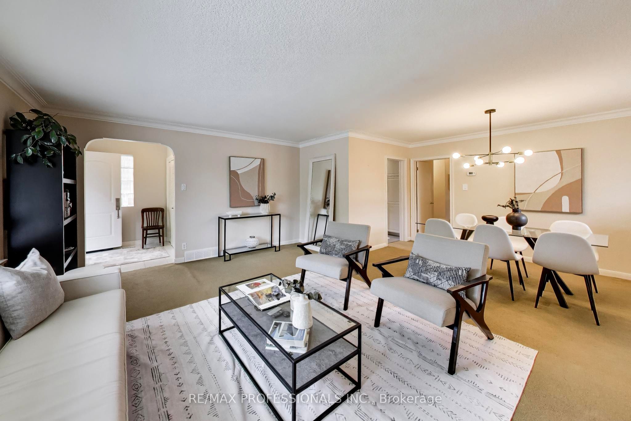 24 Beaverbrook Avenue Property Photo 8