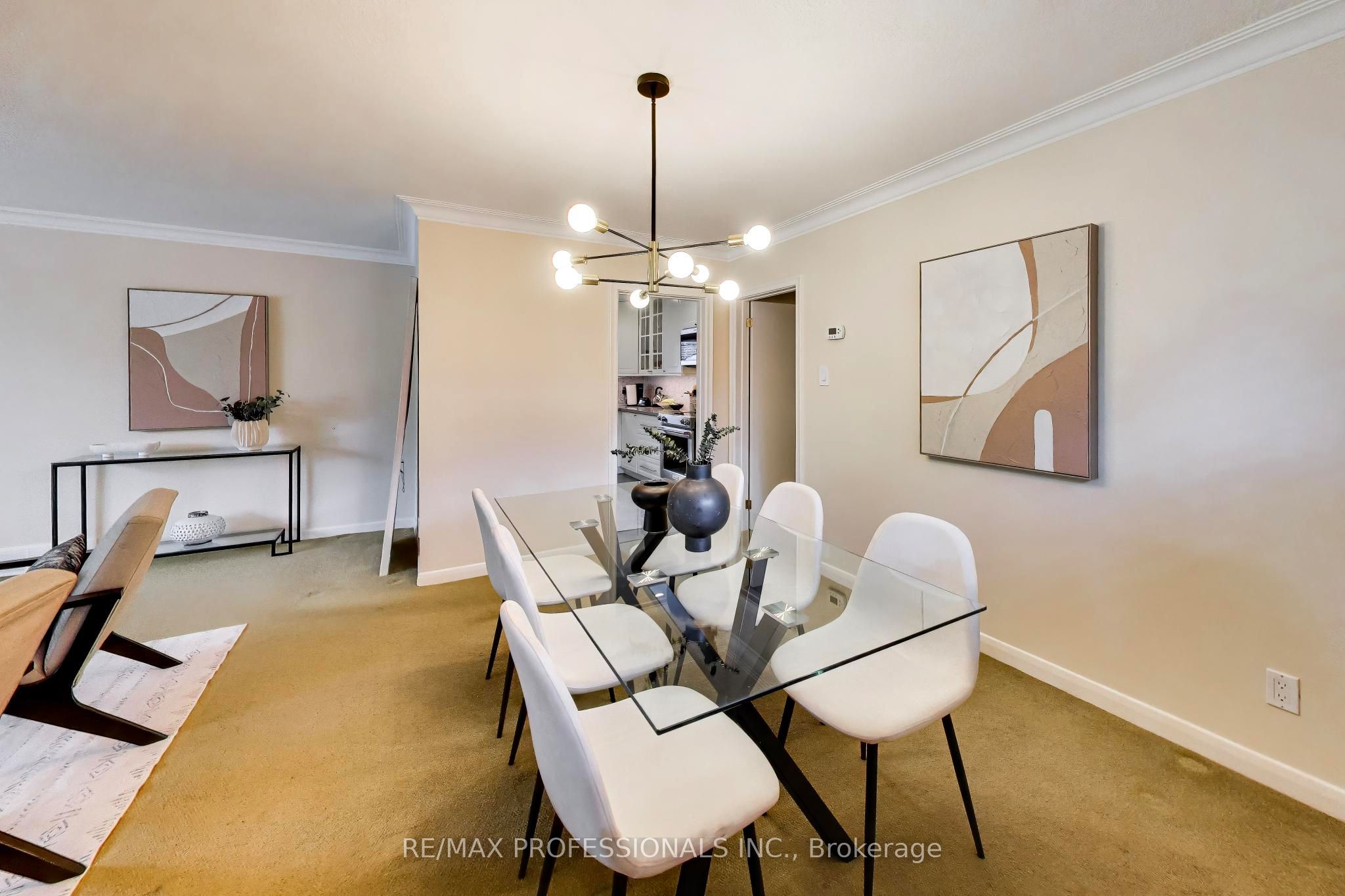 24 Beaverbrook Avenue Property Photo 10