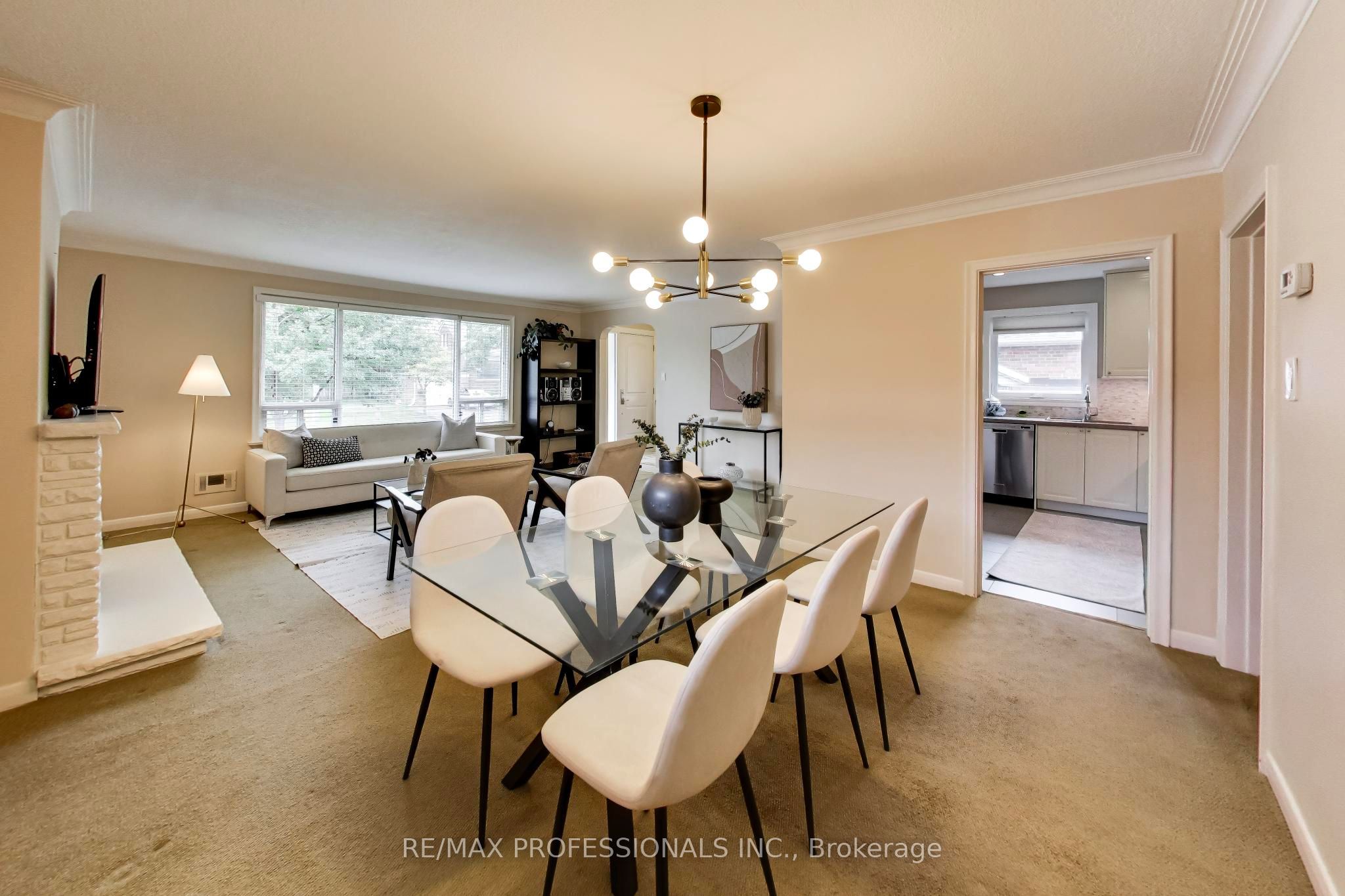 24 Beaverbrook Avenue Property Photo 11