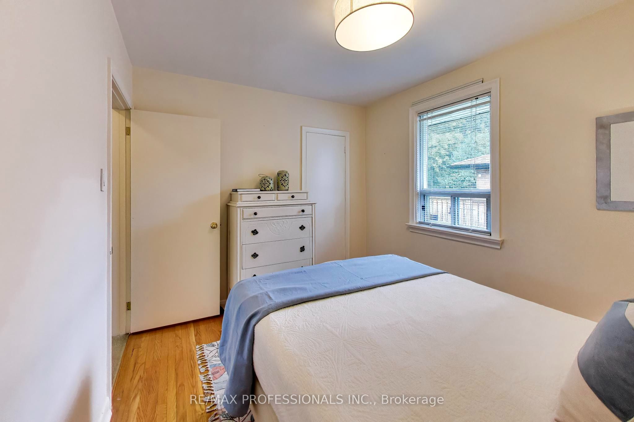 24 Beaverbrook Avenue Property Photo 18