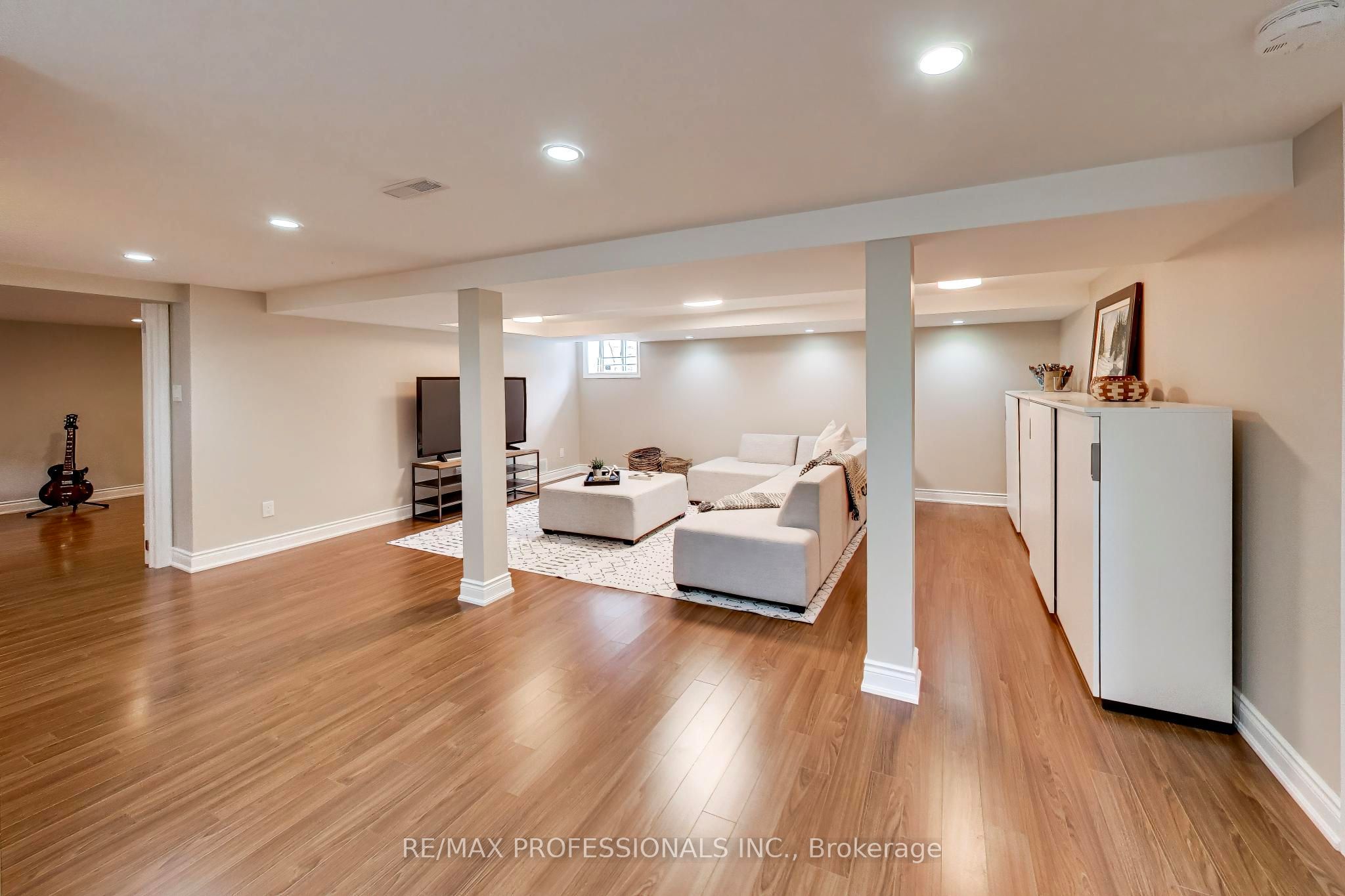 24 Beaverbrook Avenue Property Photo 22
