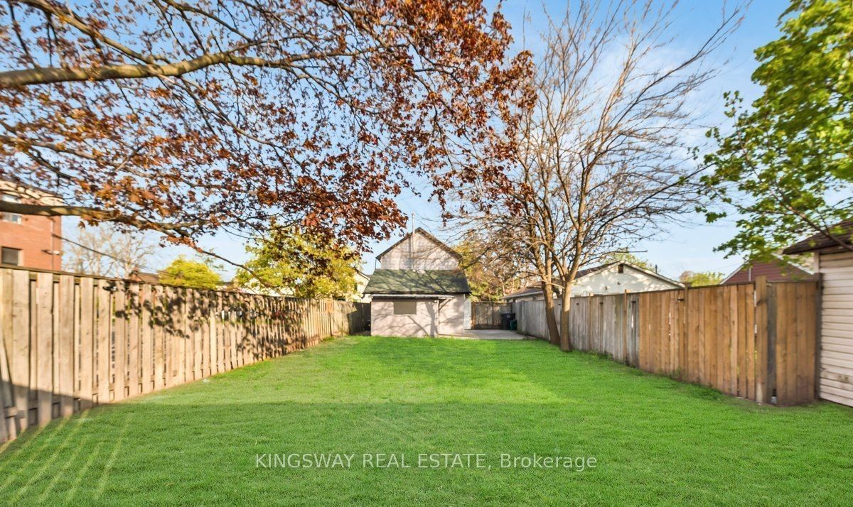 195 Randi Road Property Photo 6
