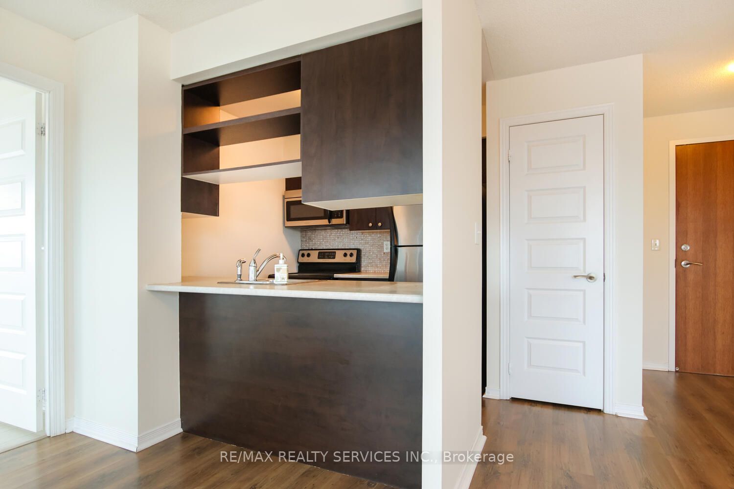 215 Queen Street E 1103 Property Photo 14