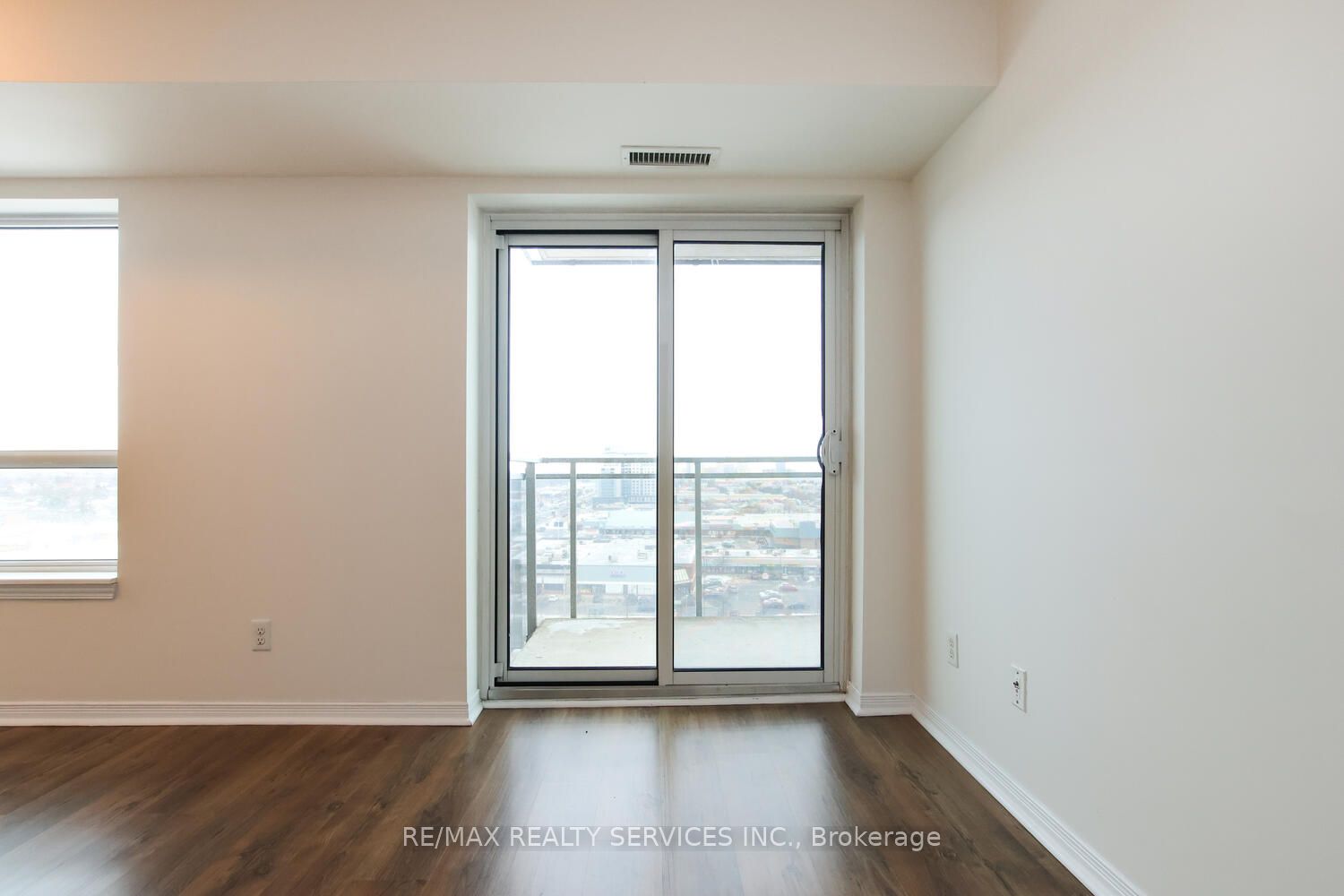 215 Queen Street E 1103 Property Photo 21
