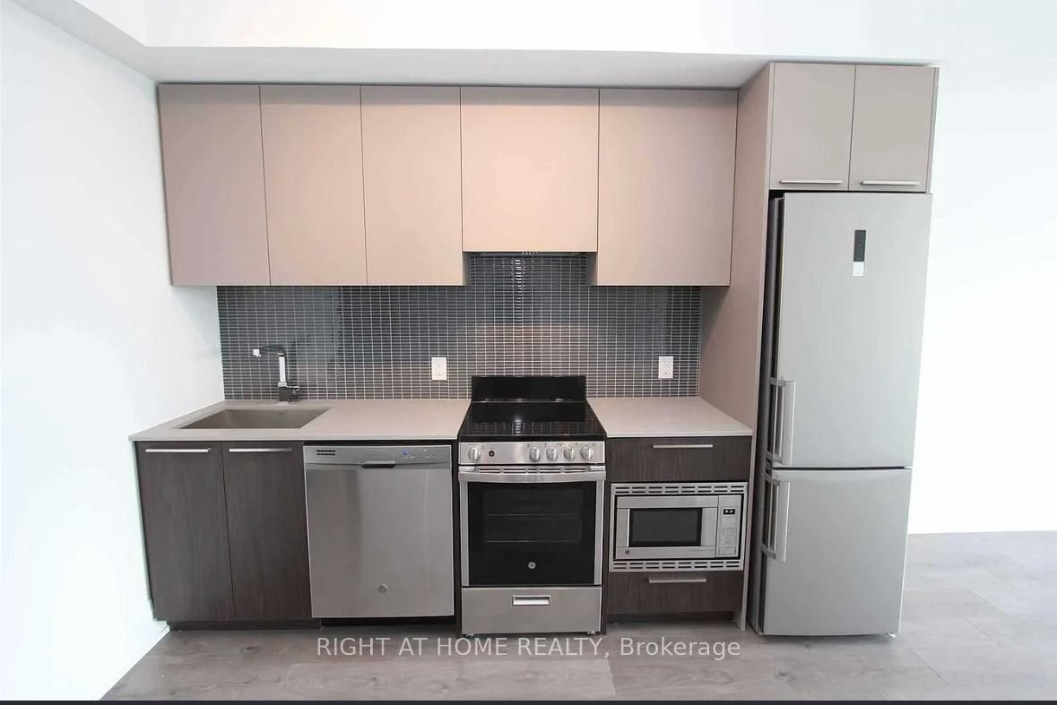 20 Brin Drive 413 Property Photo 2
