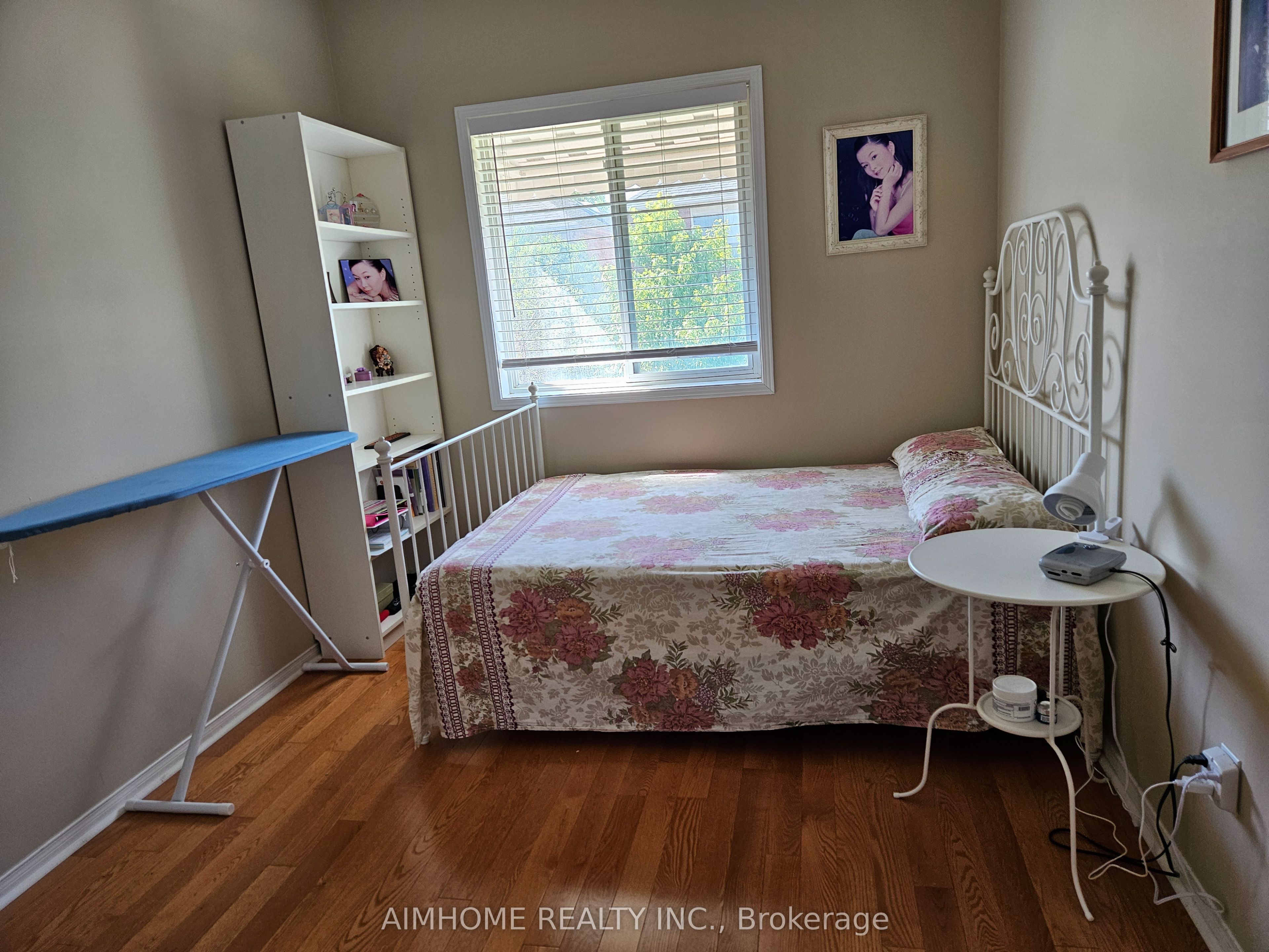 3227 Scotch Pine Gate Property Photo 8