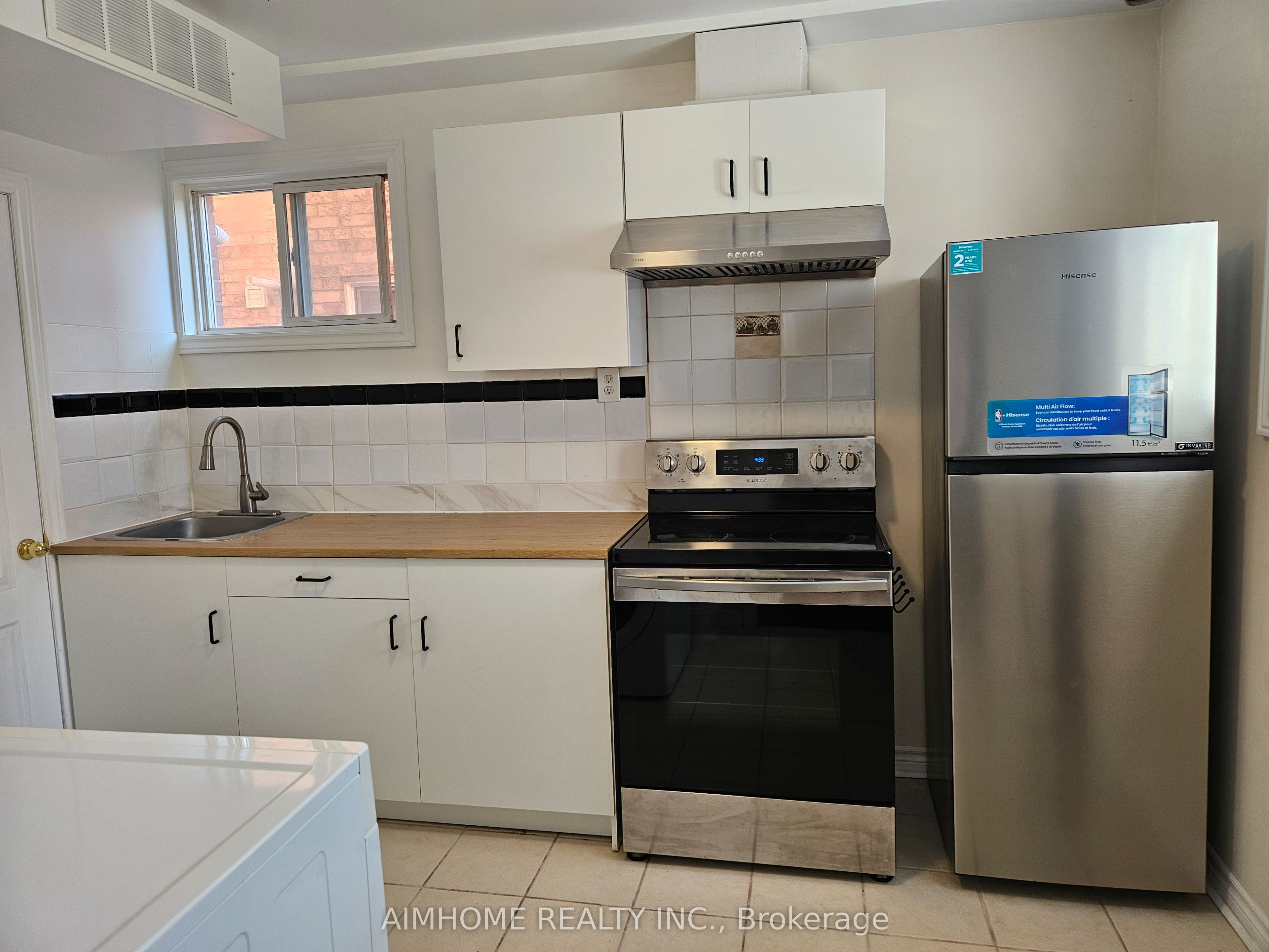 3227 Scotch Pine Gate Property Photo 12